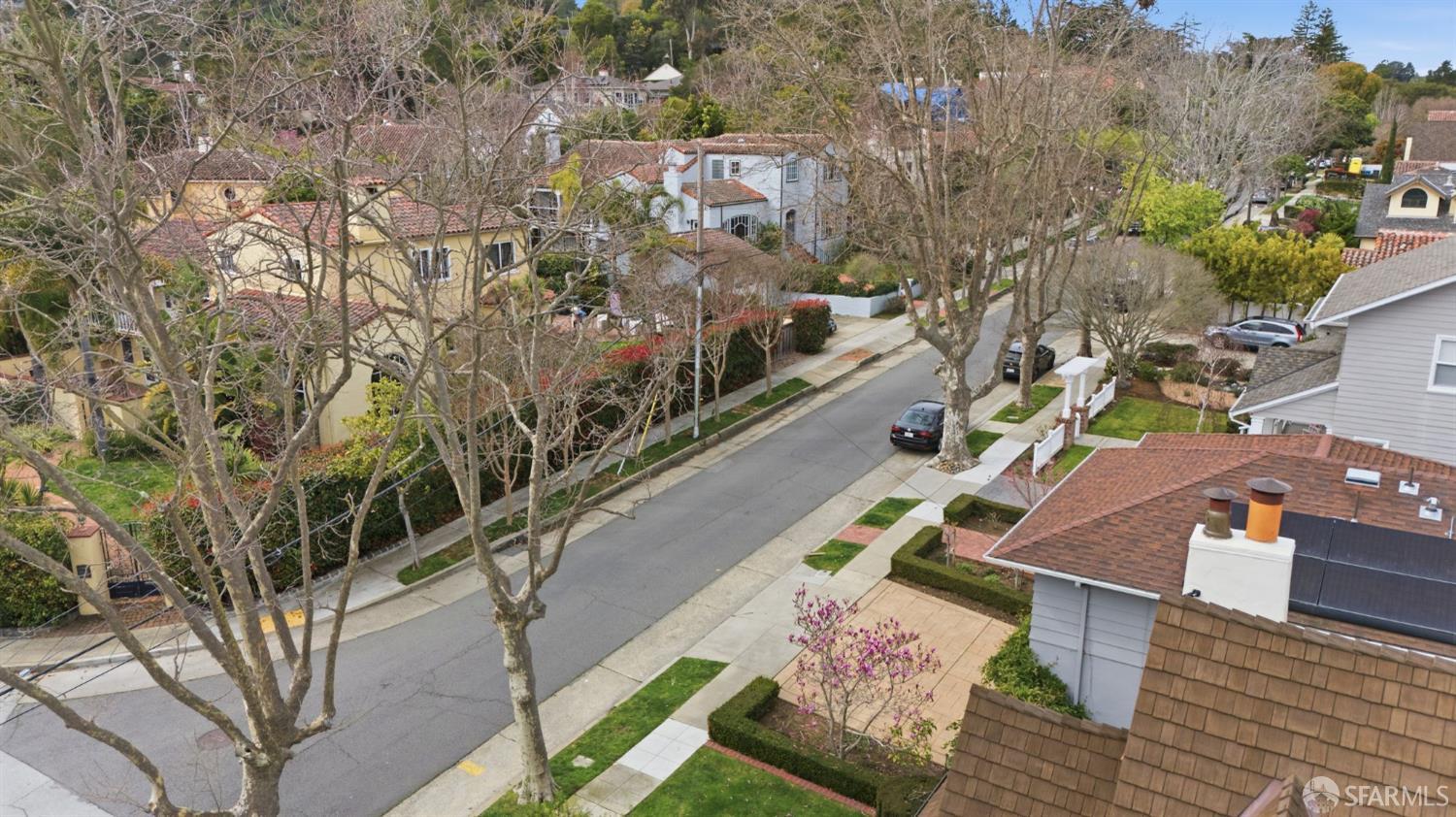 Detail Gallery Image 75 of 84 For 1408 Alvarado Ave, Burlingame,  CA 94010 - 4 Beds | 3 Baths