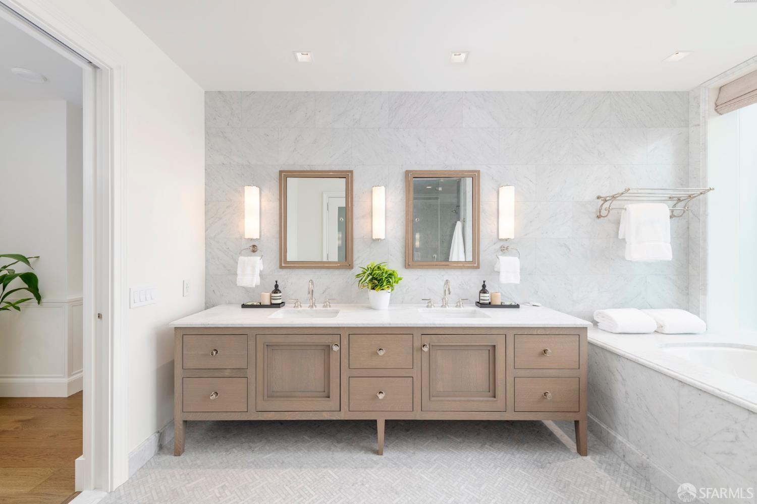 Photo #26: 426106837 Listing: Photo #26