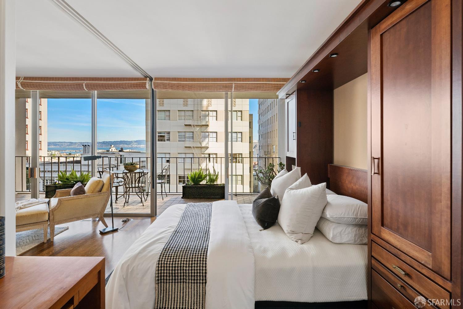 Detail Gallery Image 26 of 40 For 1333 Jones St #502,  San Francisco,  CA 94109 - 2 Beds | 2 Baths