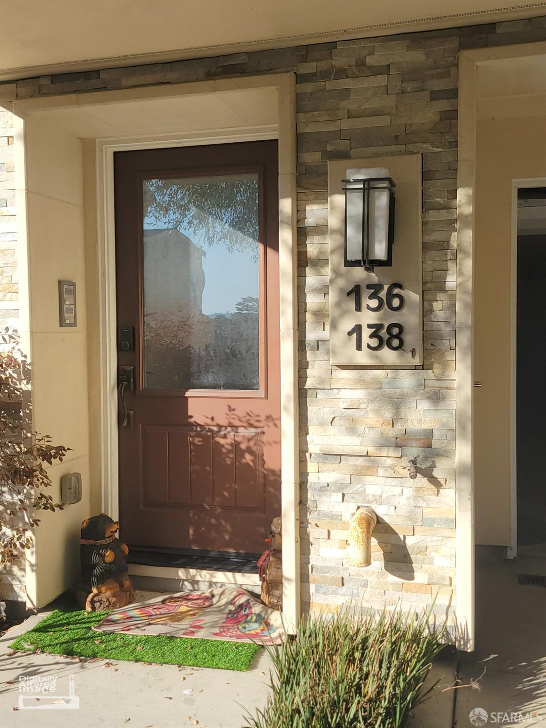 Detail Gallery Image 9 of 48 For 138 Summit Way #138,  San Francisco,  CA 94132 - 3 Beds | 2/1 Baths