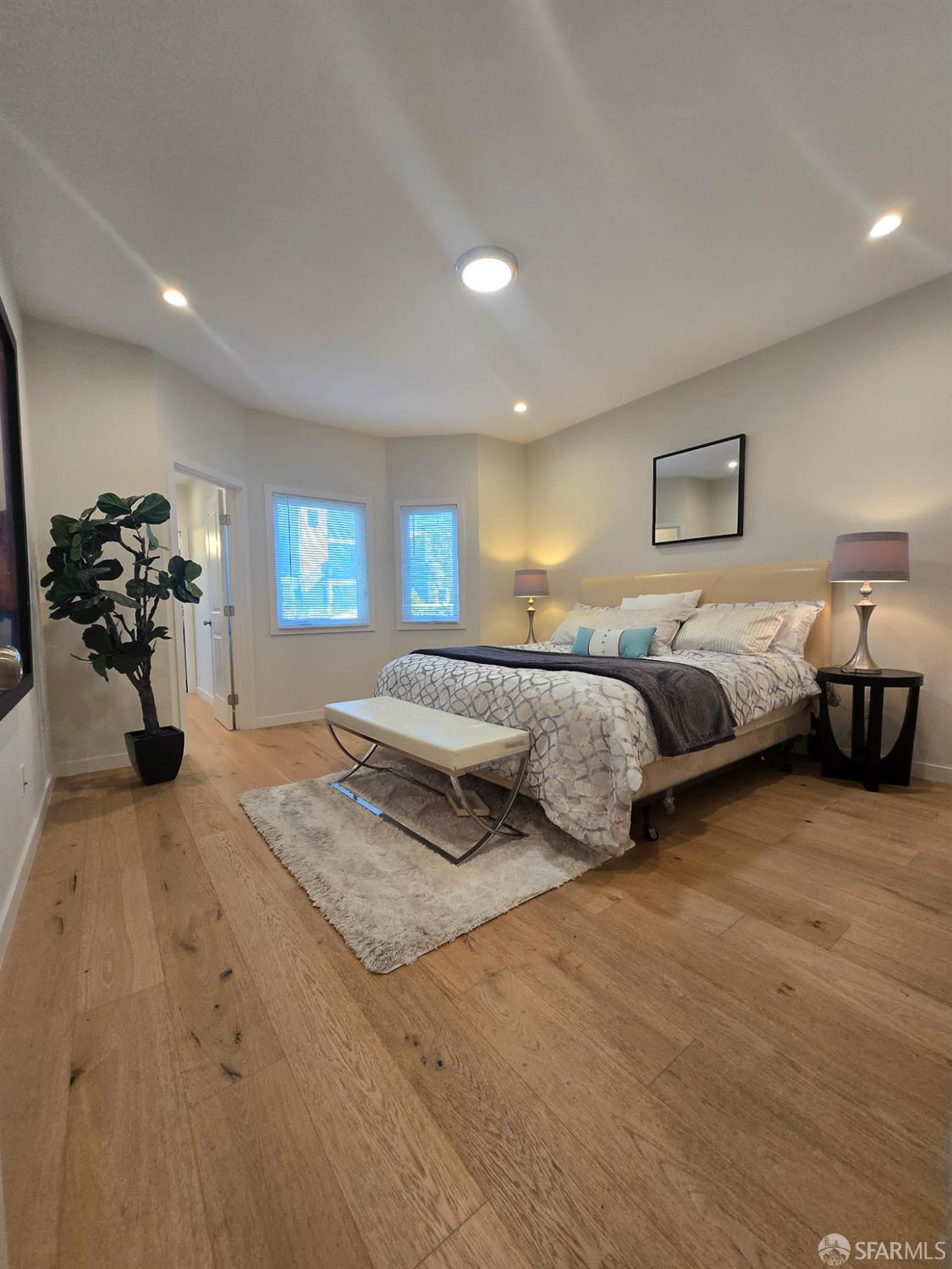 Detail Gallery Image 18 of 52 For 134 17th Ave, San Francisco,  CA 94121 - 9 Beds | 7 Baths