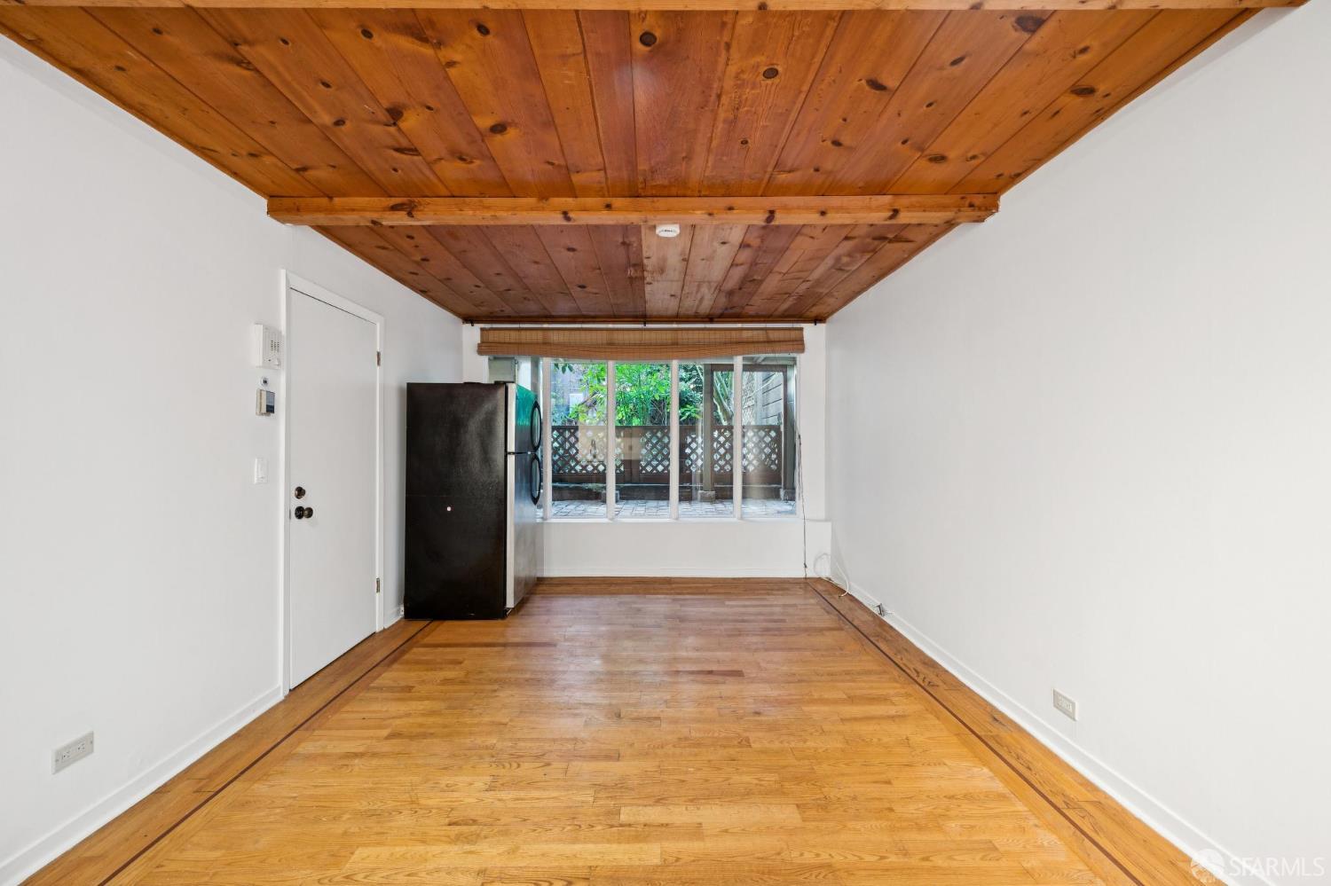 Detail Gallery Image 14 of 22 For 2272 Union St, San Francisco,  CA 94123 - – Beds | – Baths