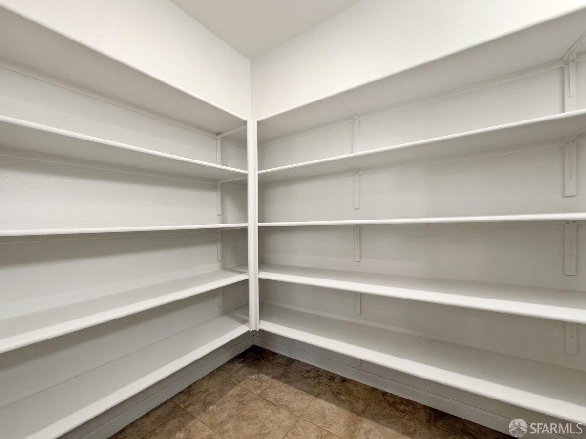 Detail Gallery Image 19 of 45 For 1017 Ocean View Ave, Daly City,  CA 94014 - 3 Beds | 2/1 Baths