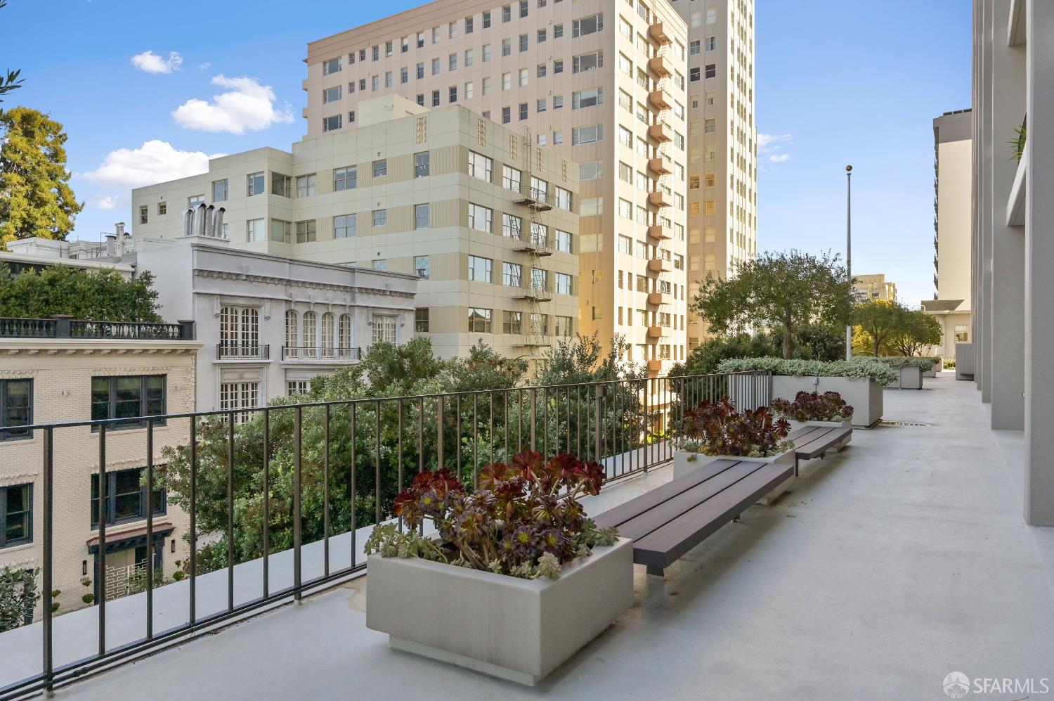 Detail Gallery Image 34 of 40 For 1333 Jones St #502,  San Francisco,  CA 94109 - 2 Beds | 2 Baths