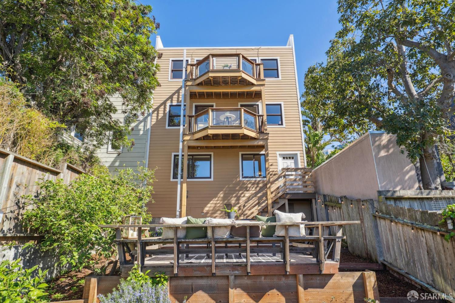 Detail Gallery Image 63 of 81 For 250 Peralta Ave, San Francisco,  CA 94110 - 4 Beds | 3 Baths