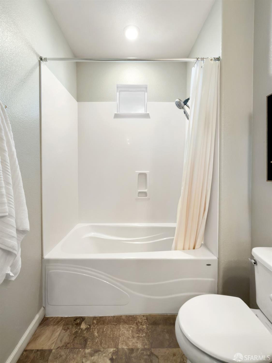 Detail Gallery Image 40 of 45 For 1017 Ocean View Ave, Daly City,  CA 94014 - 3 Beds | 2/1 Baths