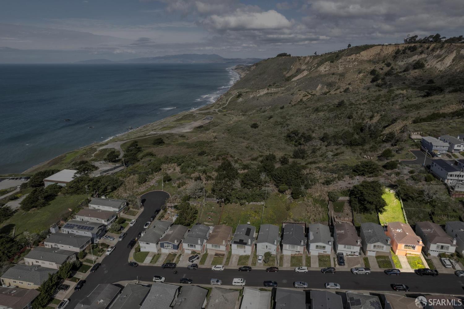 Detail Gallery Image 7 of 20 For 60 Rockford Ave, Daly City,  CA 94015 - 3 Beds | 1/1 Baths