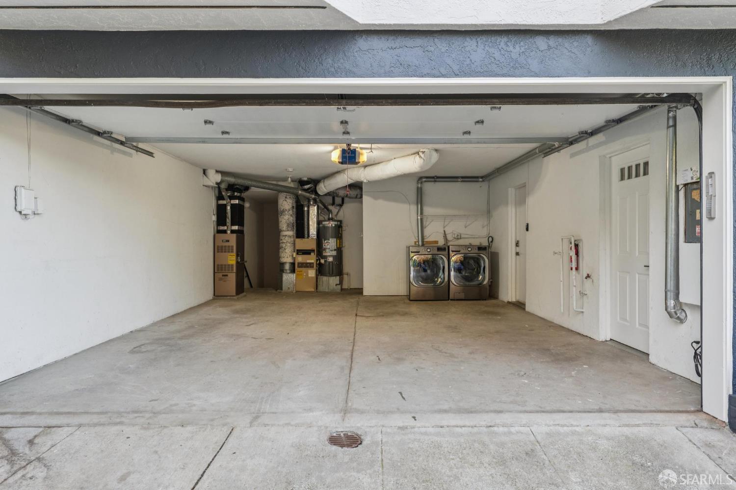 Detail Gallery Image 60 of 81 For 250 Peralta Ave, San Francisco,  CA 94110 - 4 Beds | 3 Baths