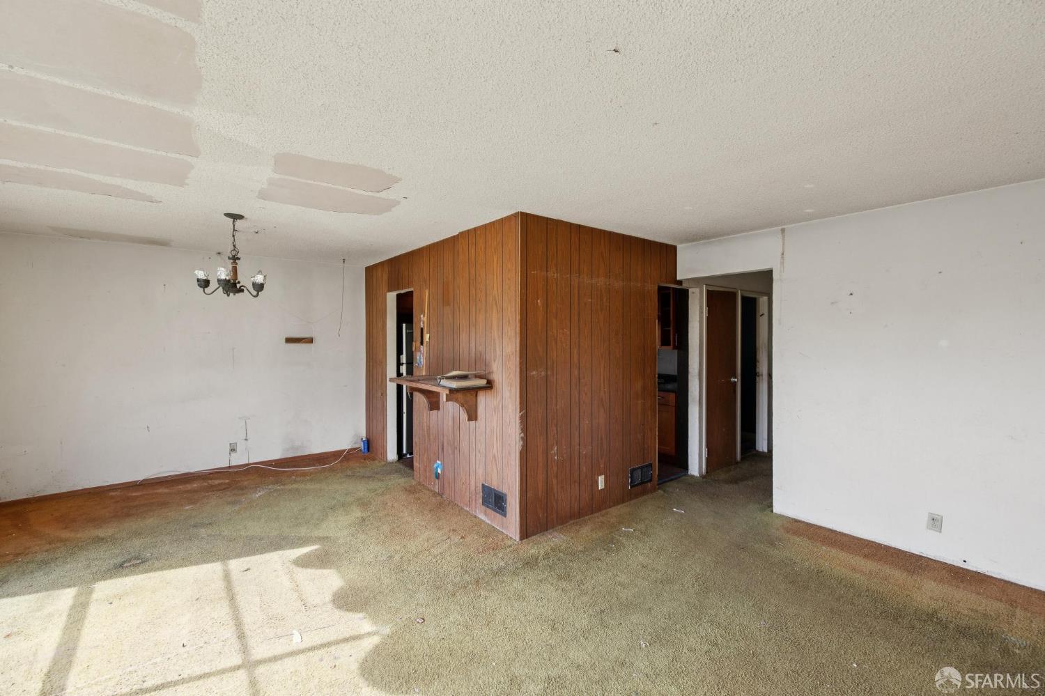 Detail Gallery Image 13 of 20 For 60 Rockford Ave, Daly City,  CA 94015 - 3 Beds | 1/1 Baths