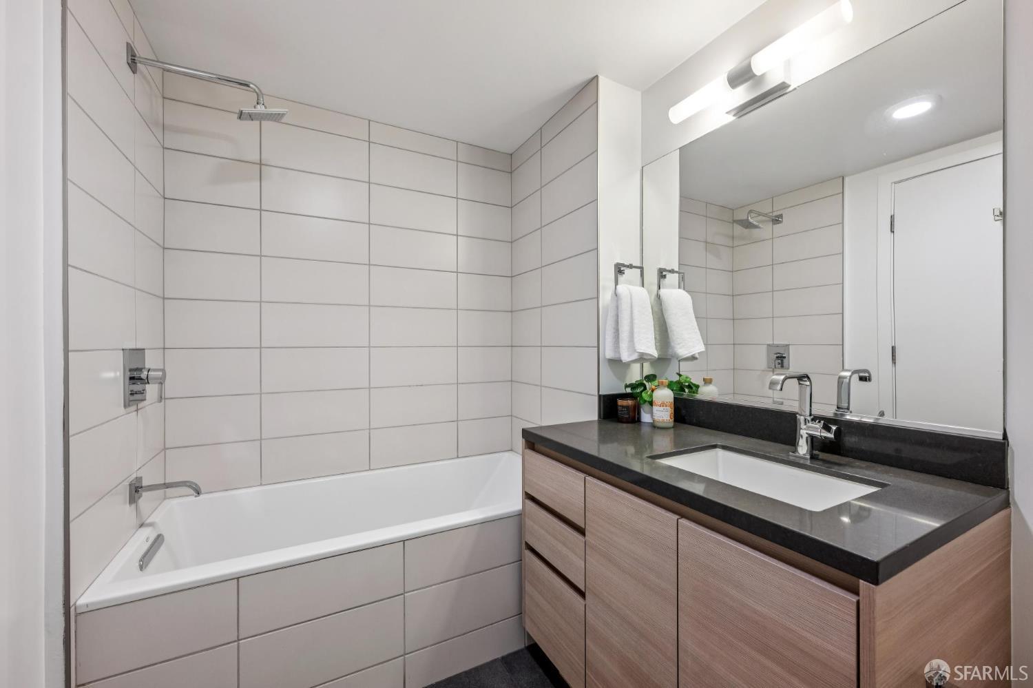 Detail Gallery Image 26 of 50 For 718 Long Bridge St #805,  San Francisco,  CA 94158 - 2 Beds | 2 Baths