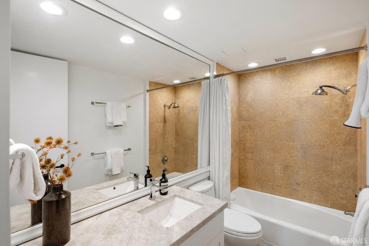 Detail Gallery Image 31 of 40 For 1333 Jones St #502,  San Francisco,  CA 94109 - 2 Beds | 2 Baths