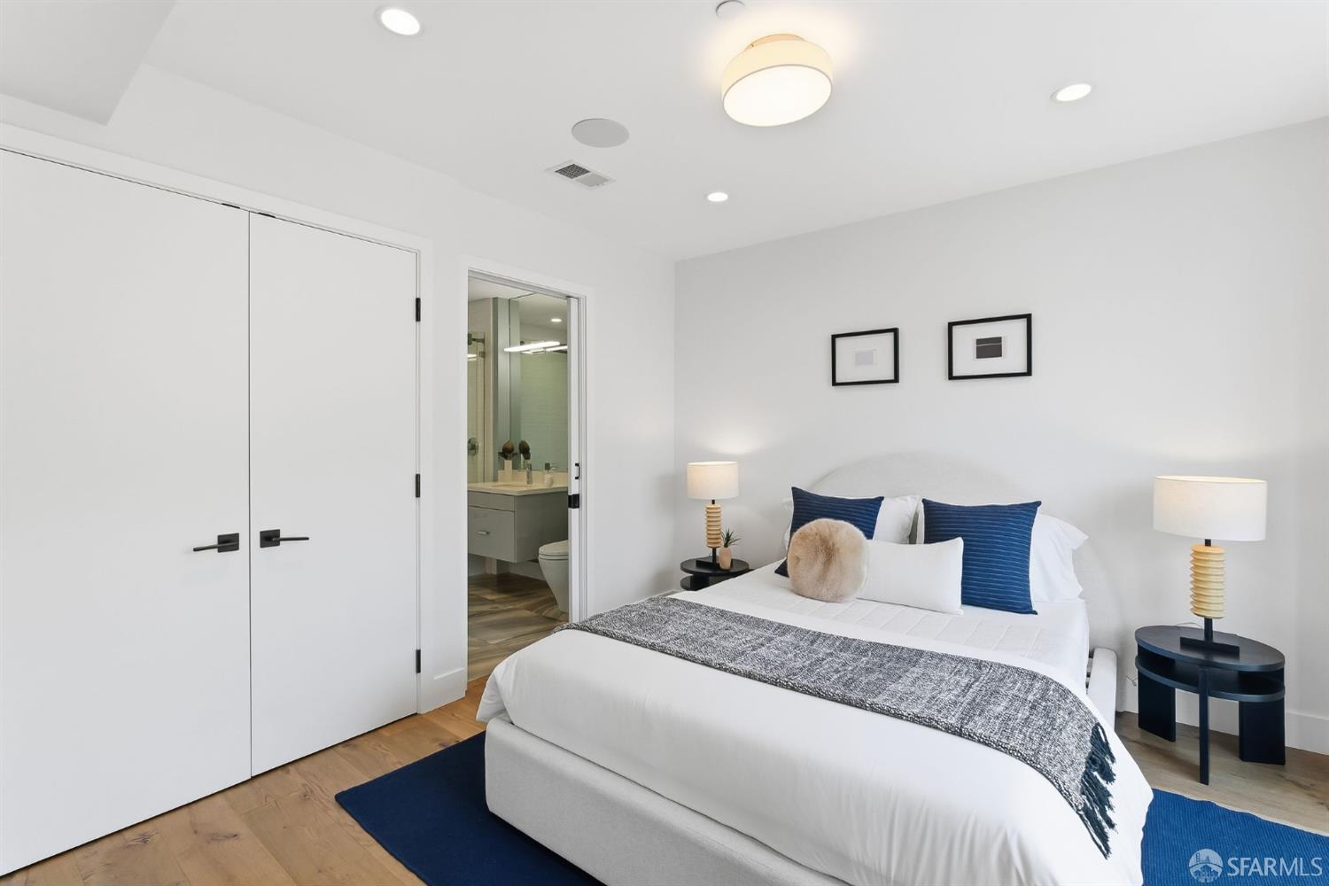 Detail Gallery Image 11 of 32 For 4171 24th St #201,  San Francisco,  CA 94114 - 2 Beds | 1 Baths