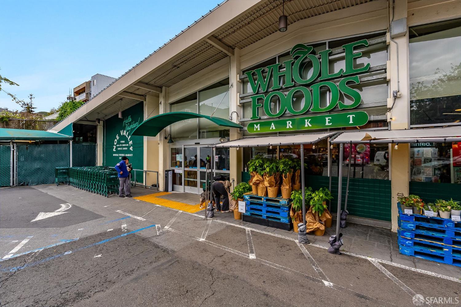 Detail Gallery Image 28 of 32 For 4171 24th St #201,  San Francisco,  CA 94114 - 2 Beds | 1 Baths