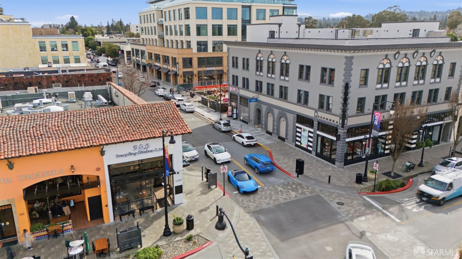 Detail Gallery Image 71 of 84 For 1408 Alvarado Ave, Burlingame,  CA 94010 - 4 Beds | 3 Baths