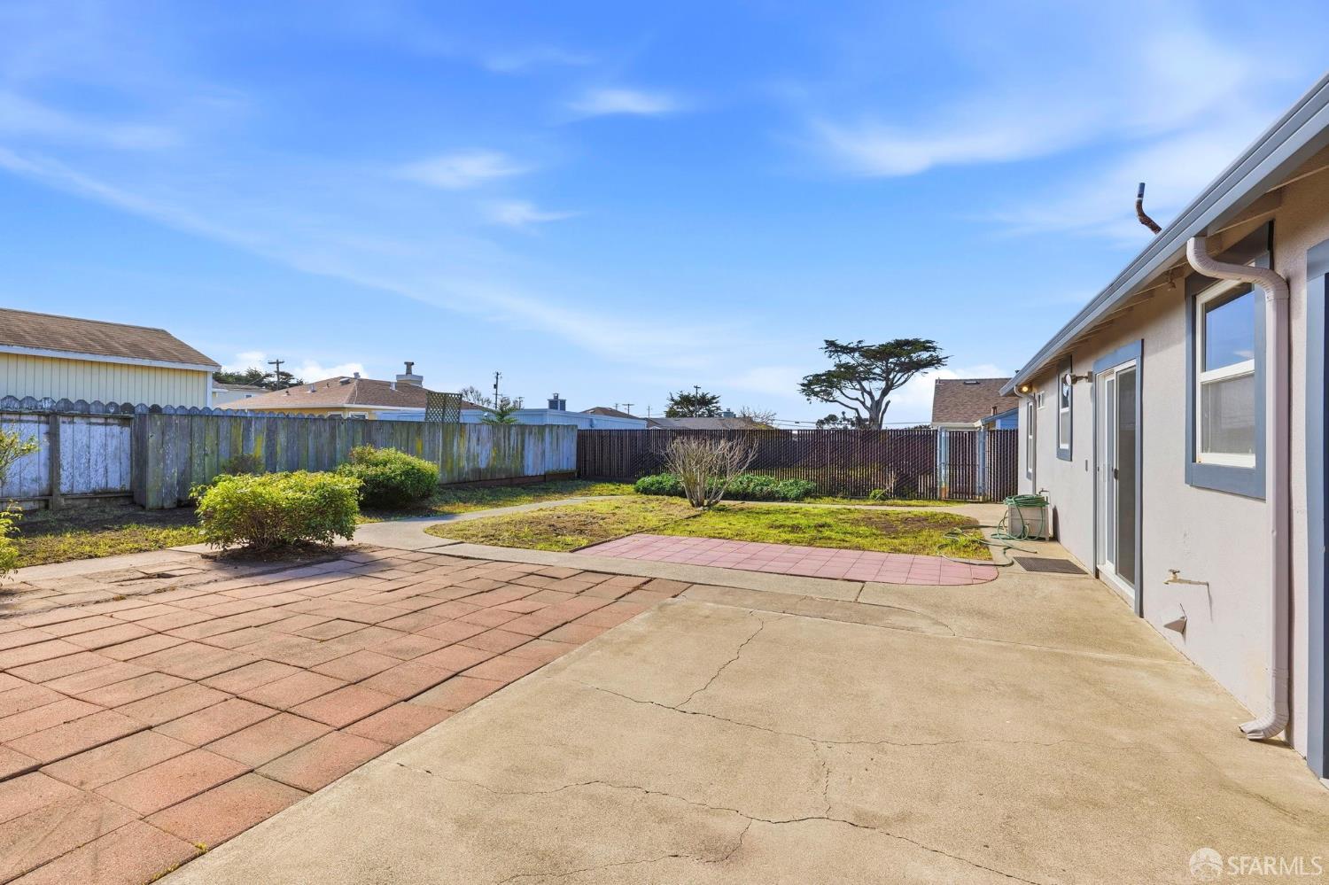 Detail Gallery Image 31 of 35 For 216 Avalon Dr, Pacifica,  CA 94044 - 2 Beds | 1 Baths