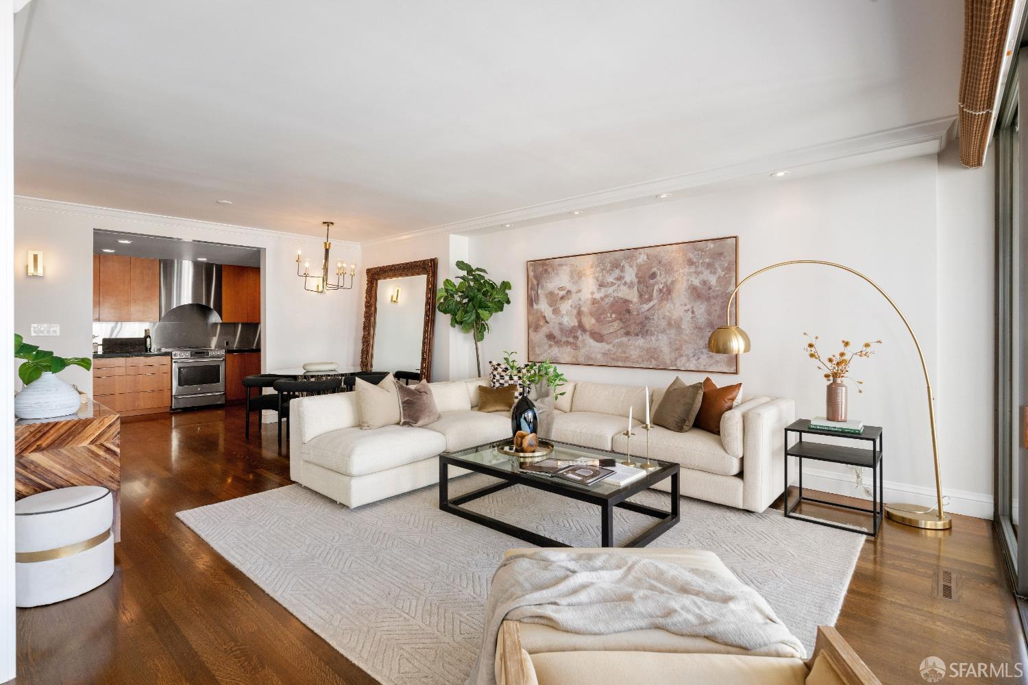 Detail Gallery Image 2 of 40 For 1333 Jones St #502,  San Francisco,  CA 94109 - 2 Beds | 2 Baths