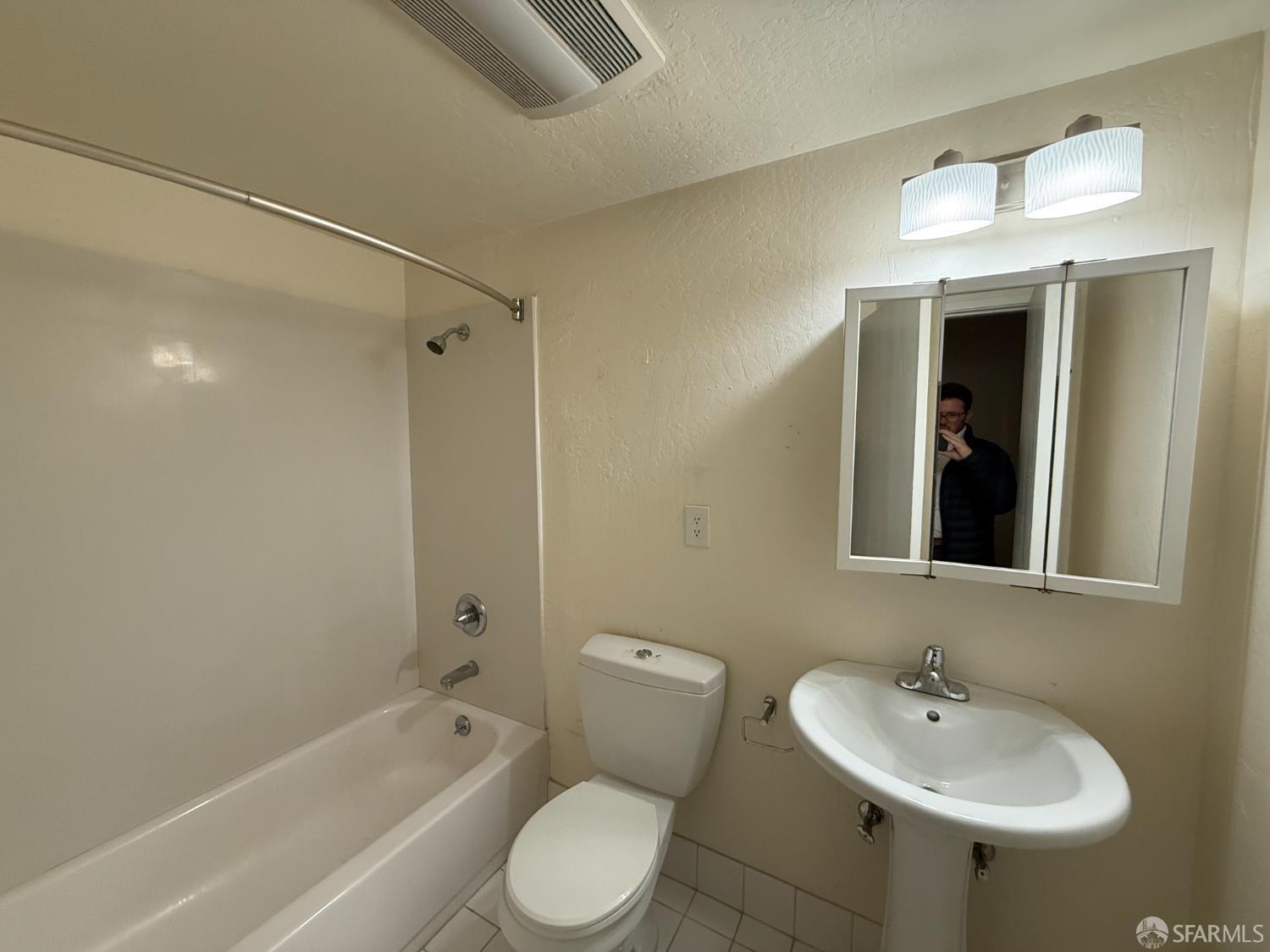 Detail Gallery Image 12 of 16 For 407 Sanchez St #2130,  San Francisco,  CA 94114 - 1 Beds | 1 Baths