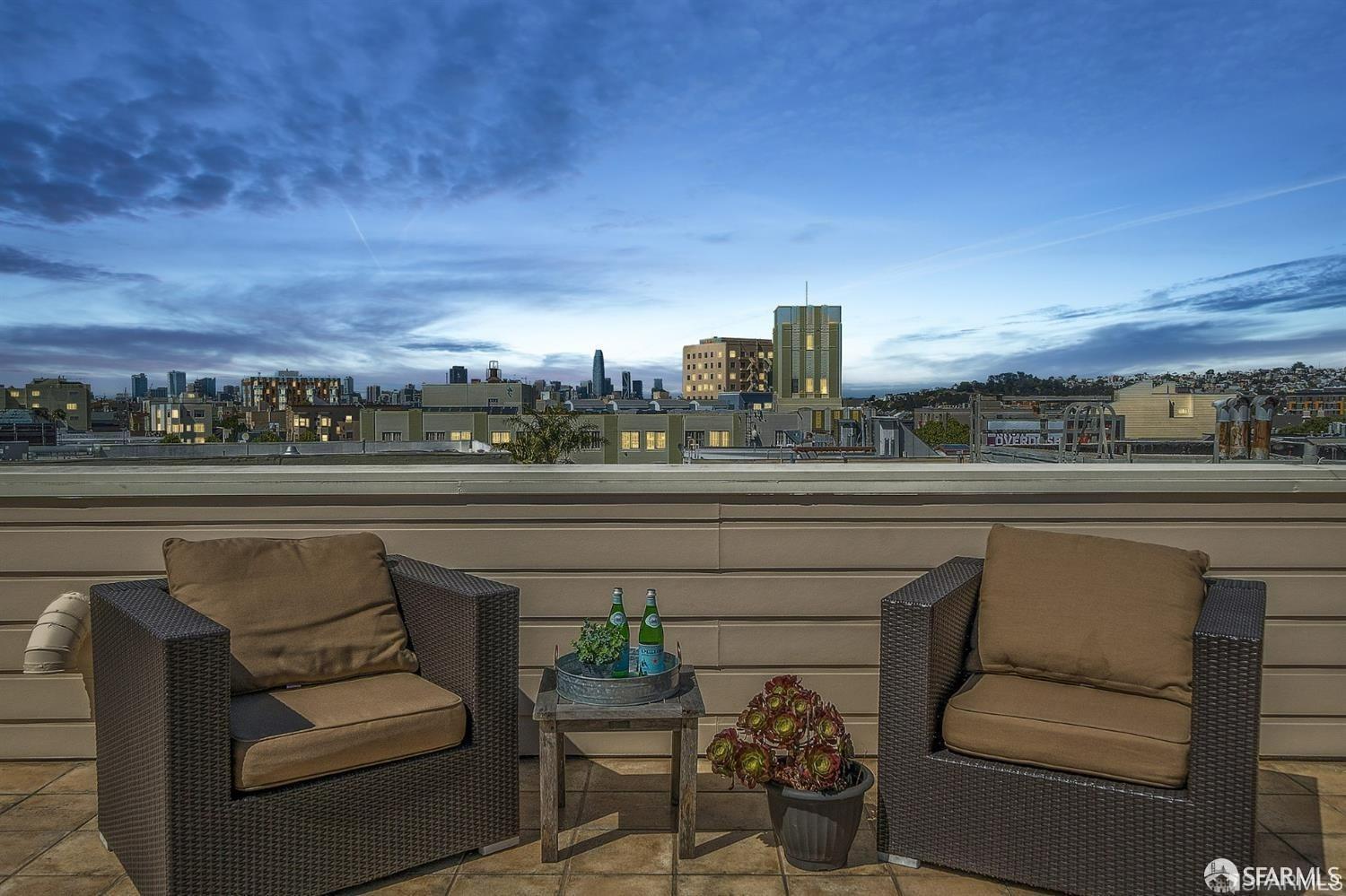 Detail Gallery Image 26 of 29 For 1699 Valencia St #306,  San Francisco,  CA 94110 - 2 Beds | 2 Baths