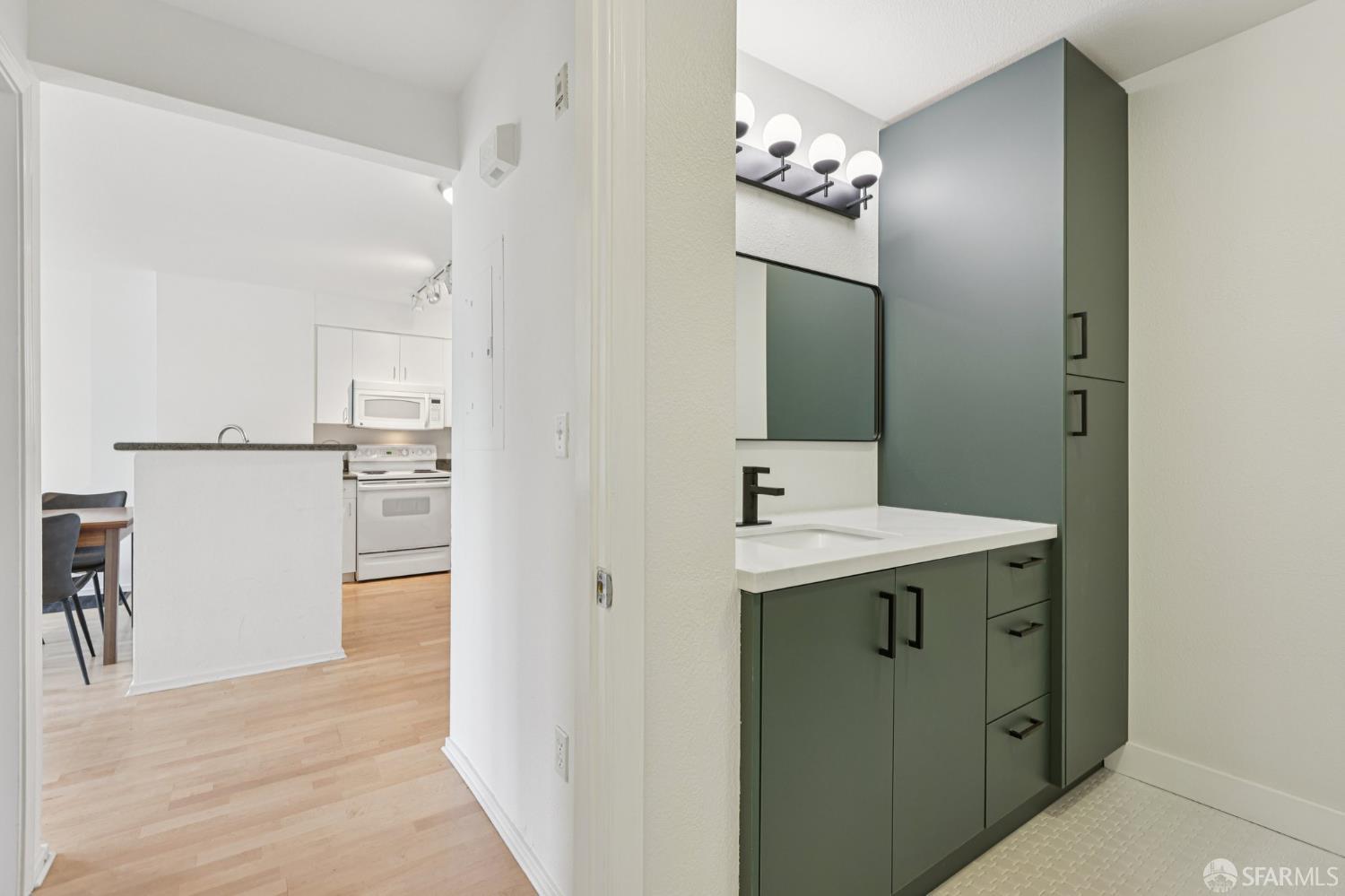 Detail Gallery Image 14 of 22 For 8300 Oceanview Ter #203,  San Francisco,  CA 94132 - 1 Beds | 1 Baths