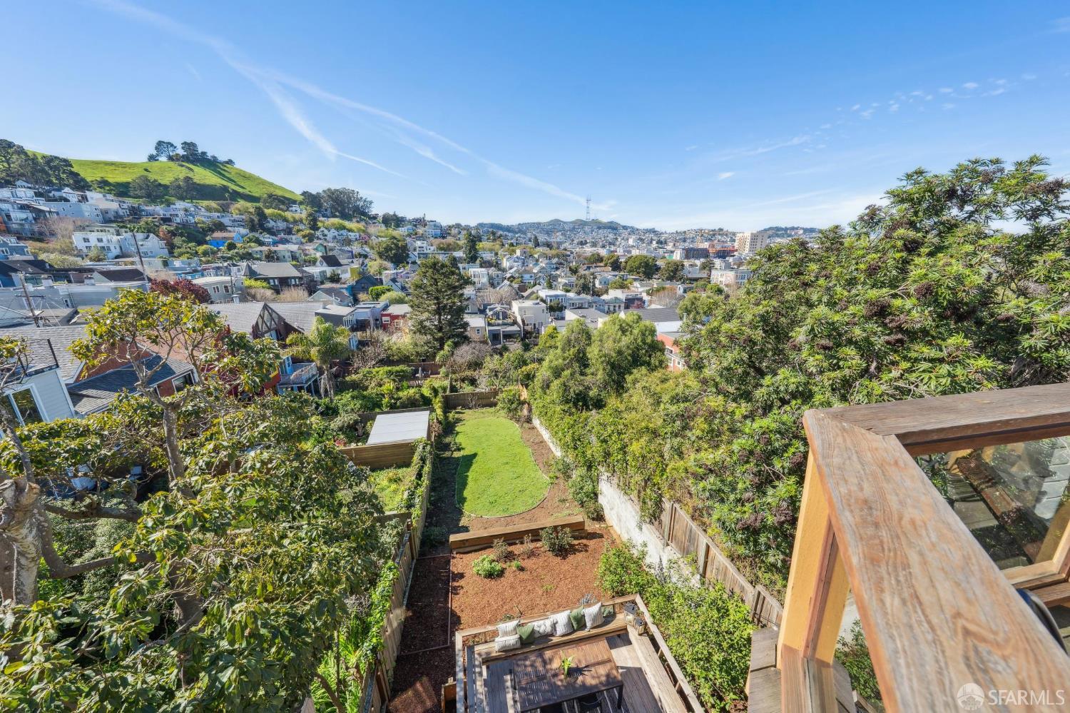 Detail Gallery Image 39 of 81 For 250 Peralta Ave, San Francisco,  CA 94110 - 4 Beds | 3 Baths