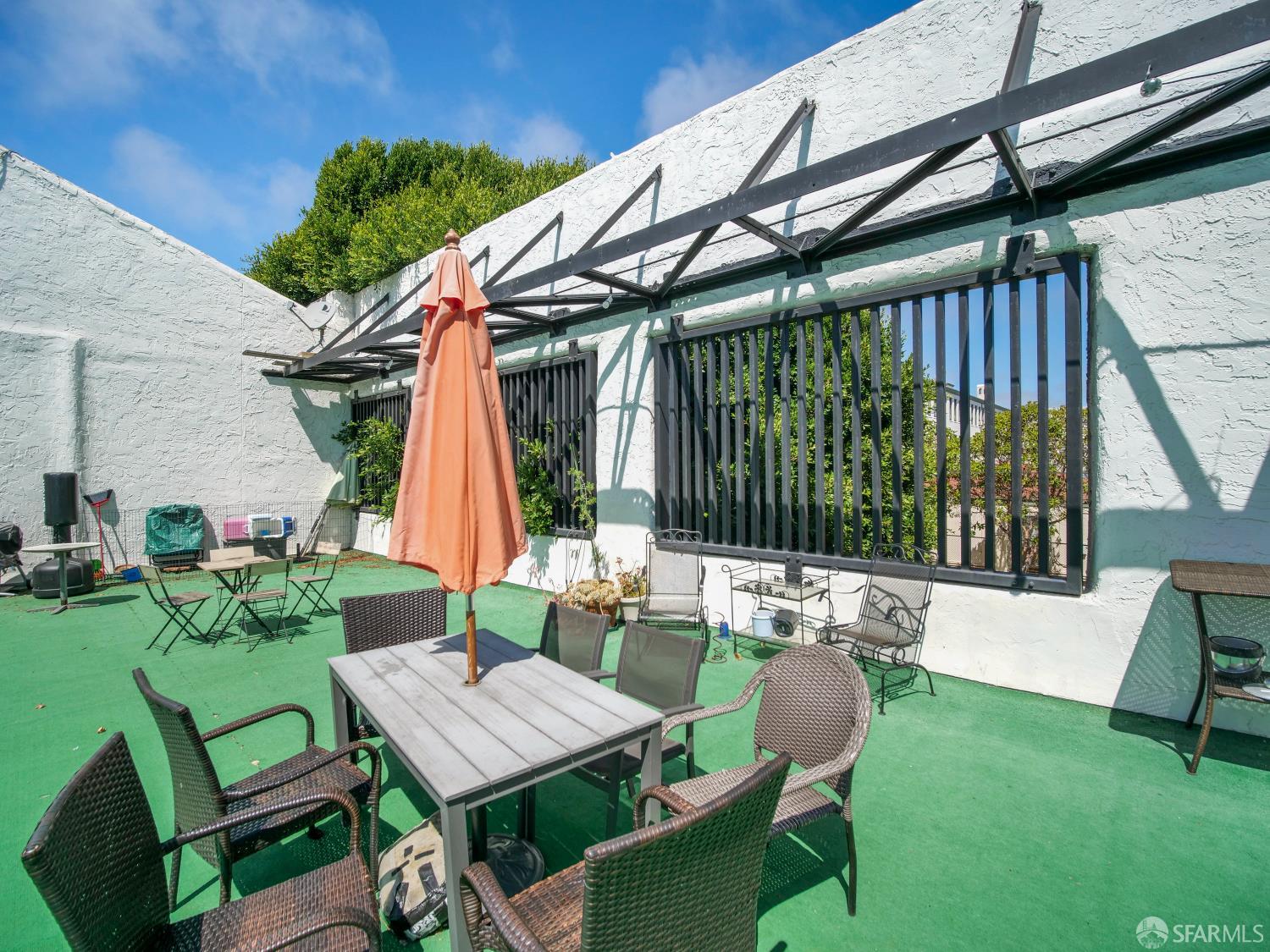 Detail Gallery Image 13 of 16 For 407 Sanchez St #2130,  San Francisco,  CA 94114 - 1 Beds | 1 Baths