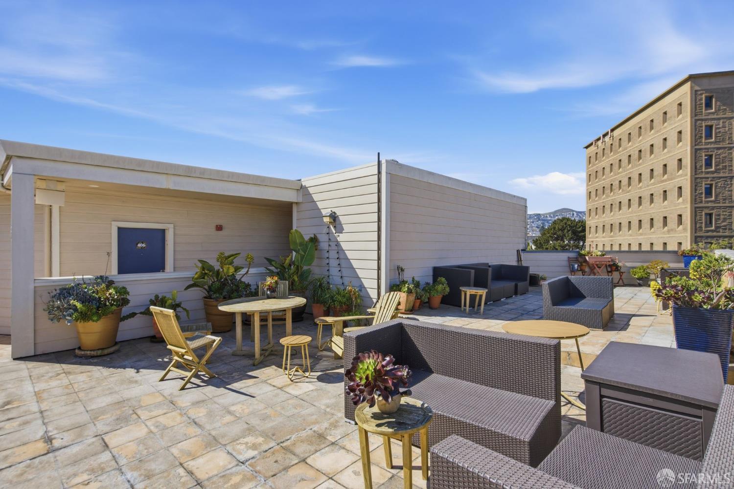 Detail Gallery Image 27 of 29 For 1699 Valencia St #306,  San Francisco,  CA 94110 - 2 Beds | 2 Baths