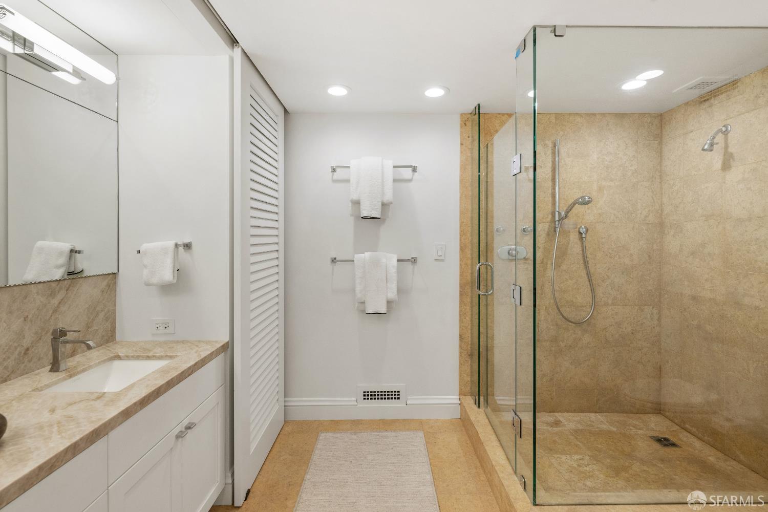 Detail Gallery Image 21 of 40 For 1333 Jones St #502,  San Francisco,  CA 94109 - 2 Beds | 2 Baths