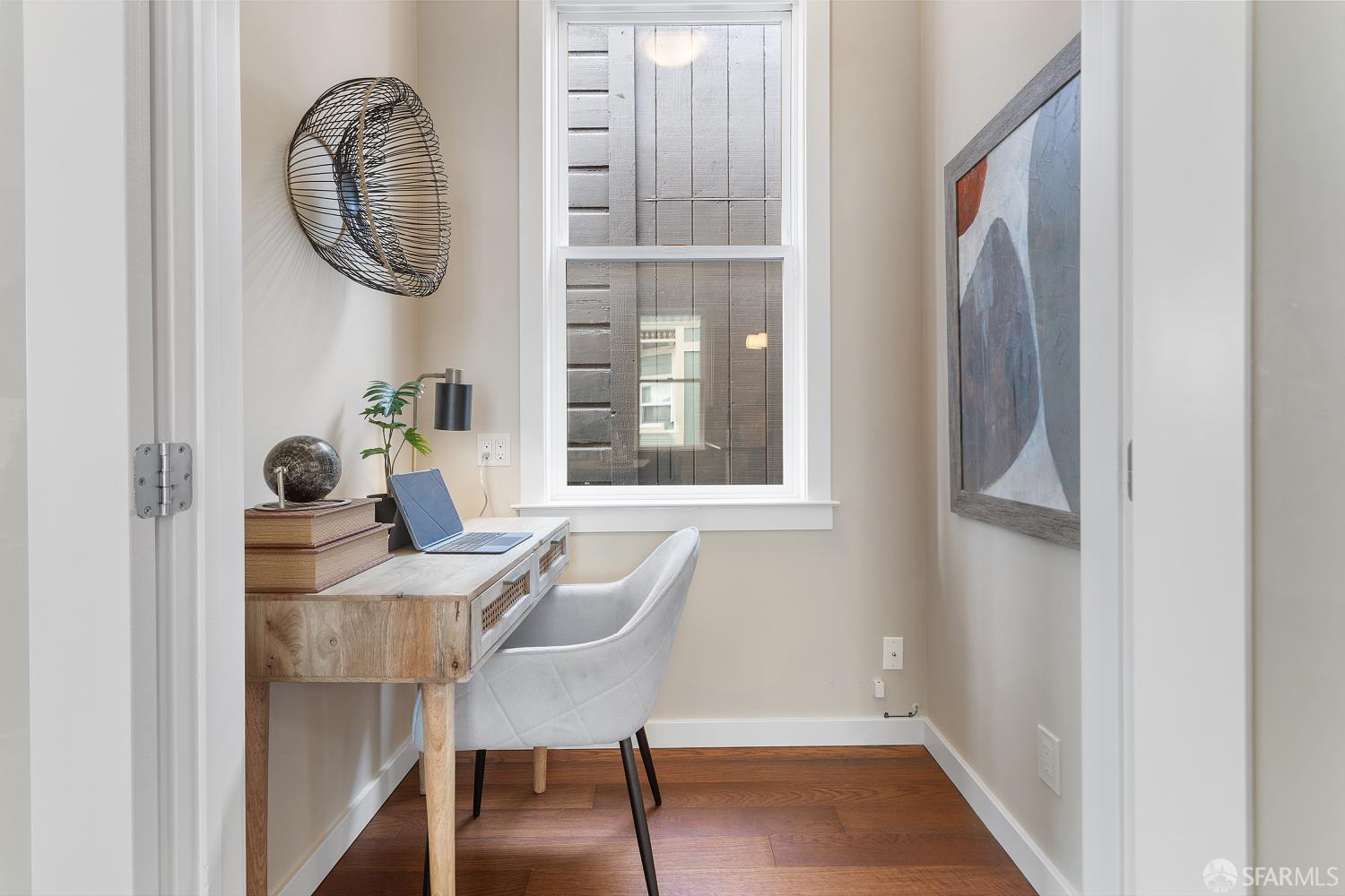 Detail Gallery Image 13 of 75 For 1414 12th St, Oakland,  CA 94607 - – Beds | – Baths