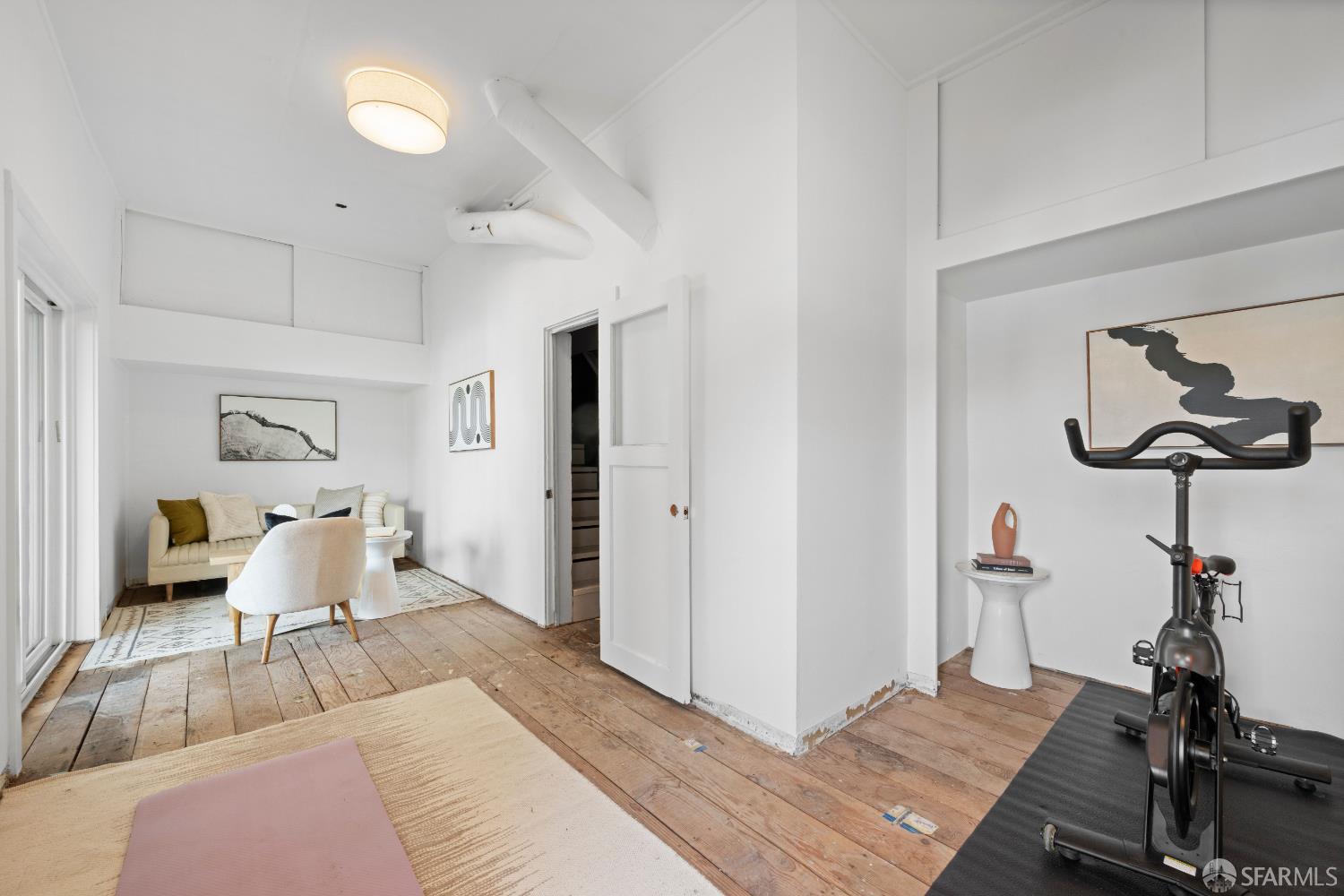 Detail Gallery Image 19 of 21 For 473 Corbett Ave, San Francisco,  CA 94114 - 3 Beds | 1/1 Baths