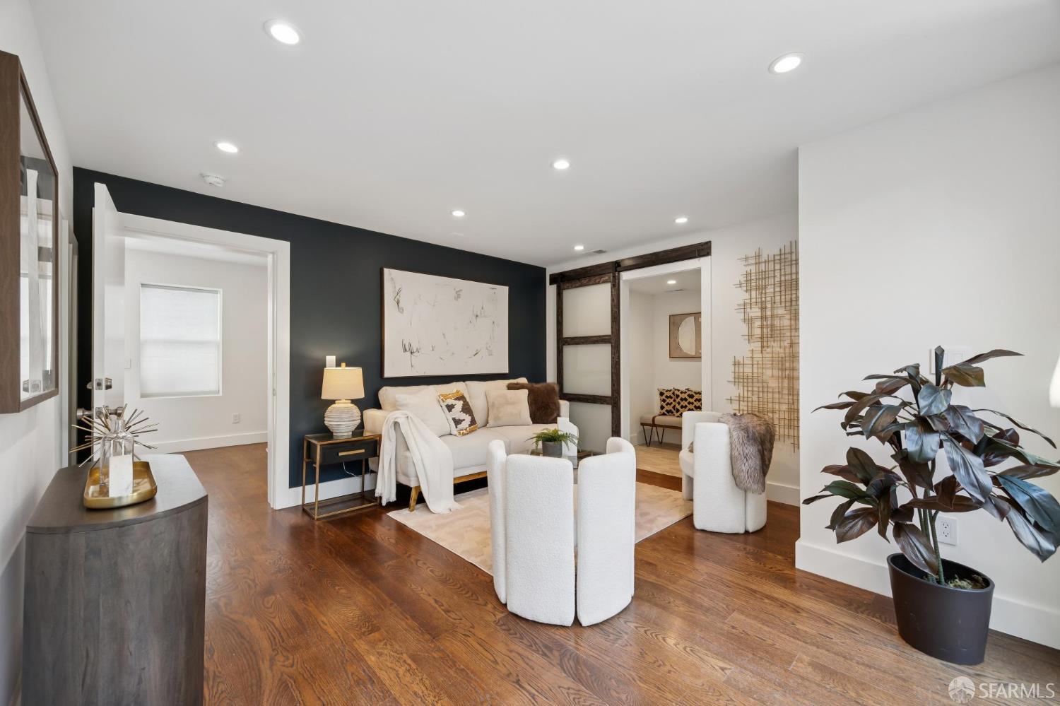 Detail Gallery Image 21 of 92 For 537 Moultrie St, San Francisco,  CA 94110 - 2 Beds | 2/1 Baths