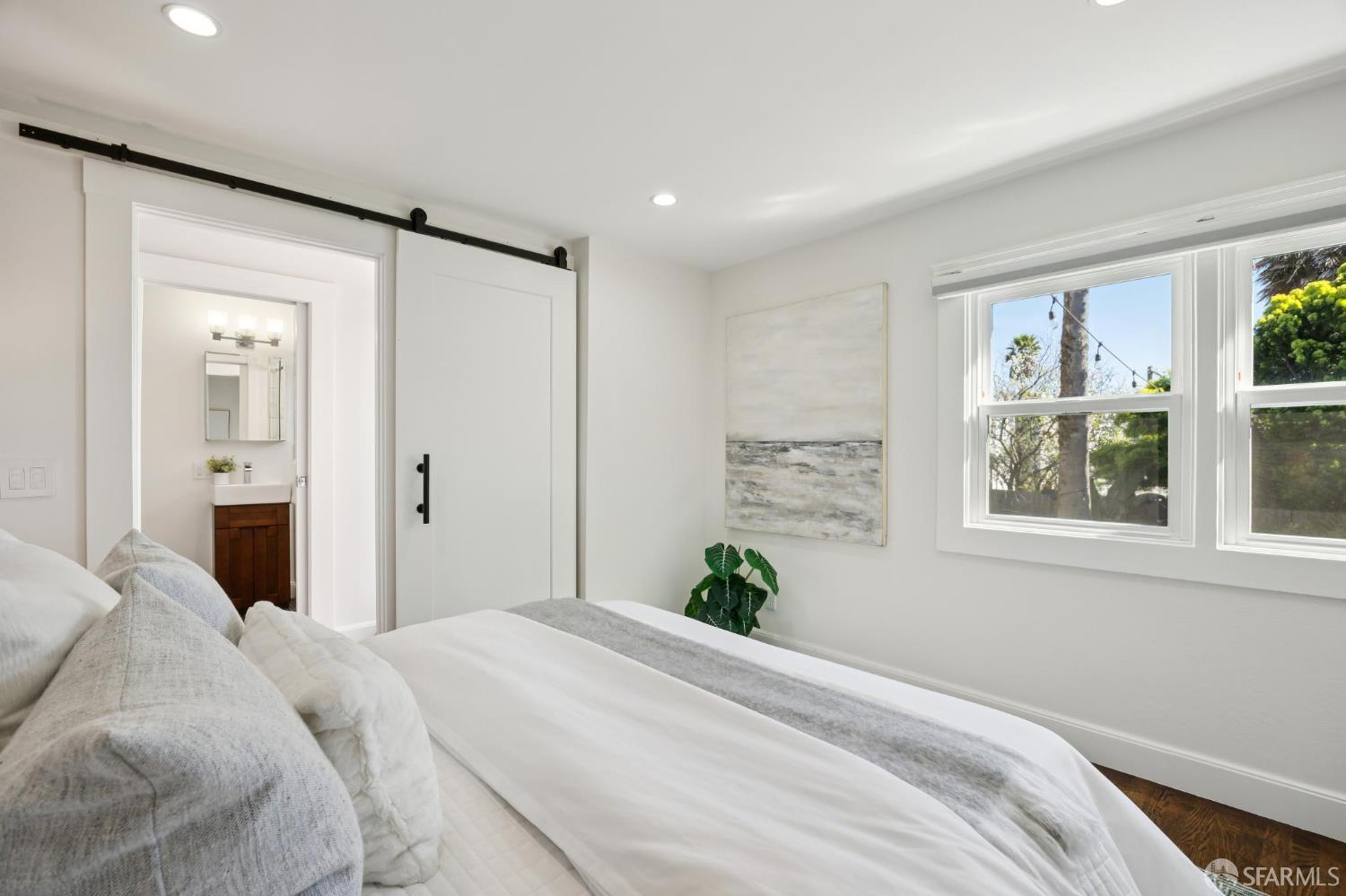 Detail Gallery Image 19 of 92 For 537 Moultrie St, San Francisco,  CA 94110 - 2 Beds | 2/1 Baths