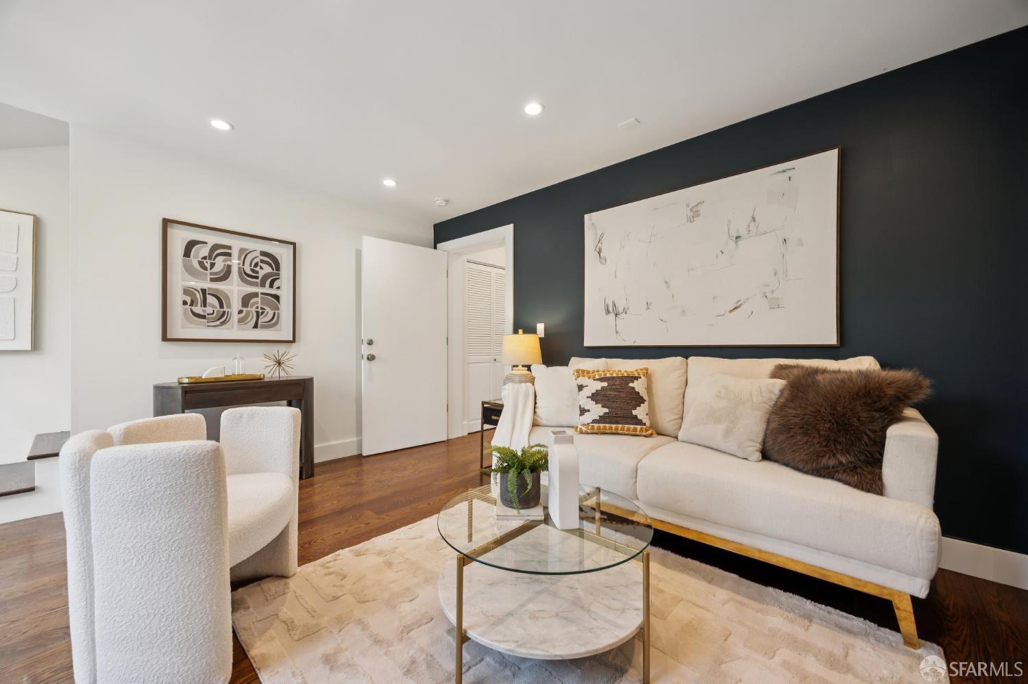 Detail Gallery Image 30 of 92 For 537 Moultrie St, San Francisco,  CA 94110 - 2 Beds | 2/1 Baths