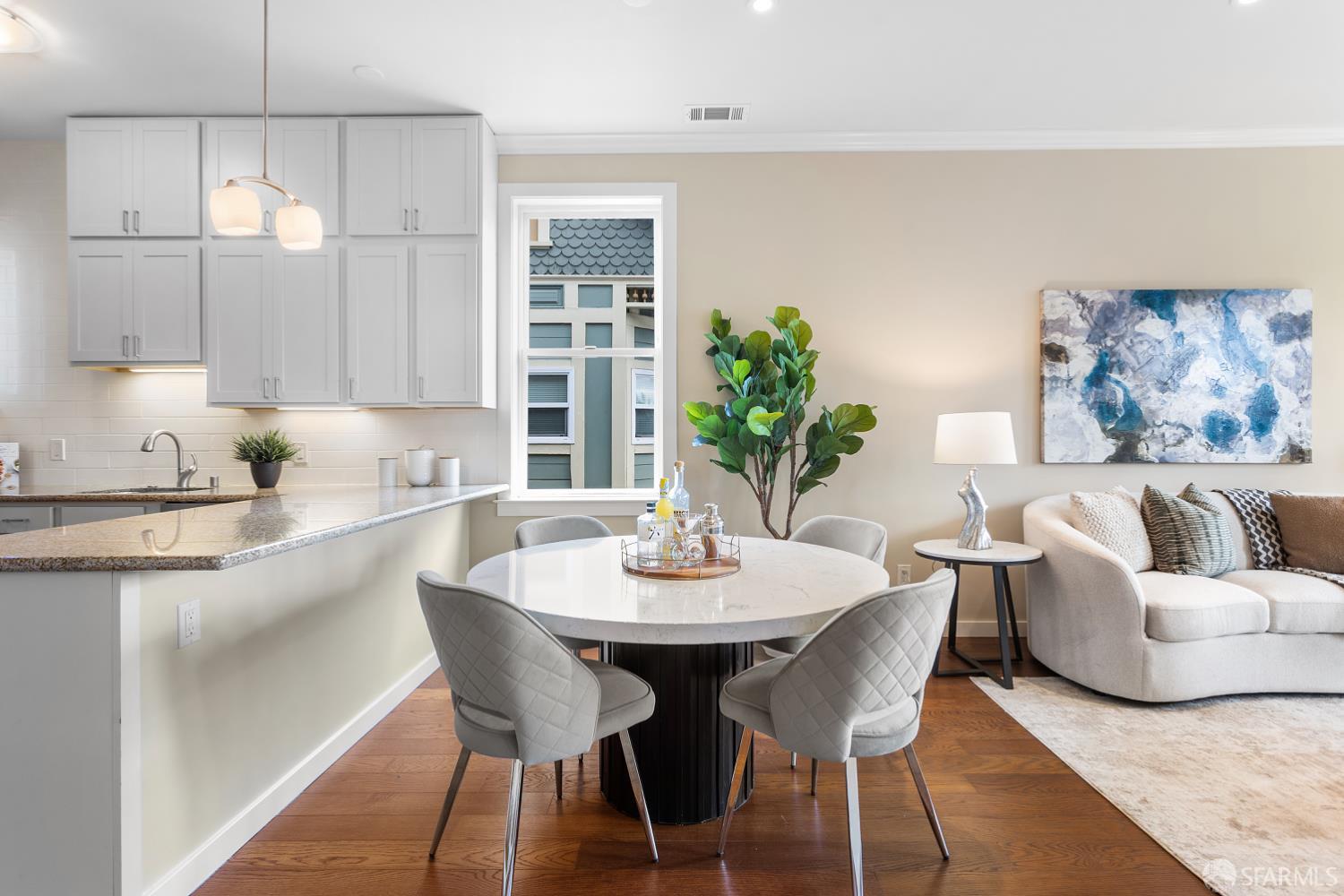 Detail Gallery Image 12 of 75 For 1414 12th St, Oakland,  CA 94607 - – Beds | – Baths