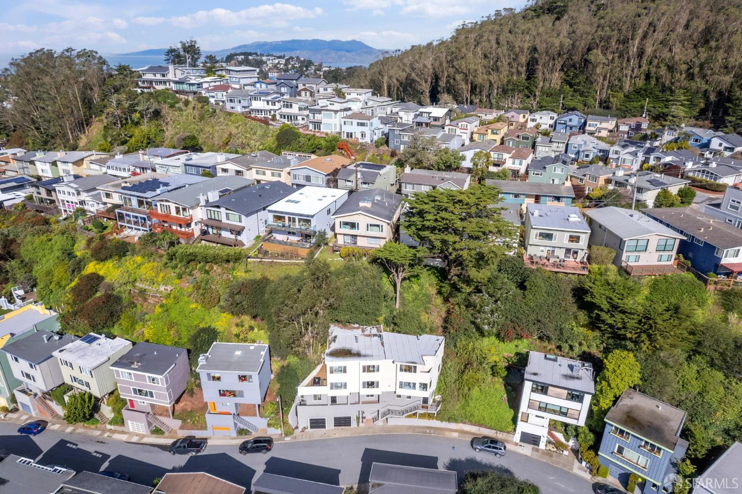 Detail Gallery Image 86 of 91 For 221 Cresta Vista Dr, San Francisco,  CA 94127 - 4 Beds | 4/1 Baths