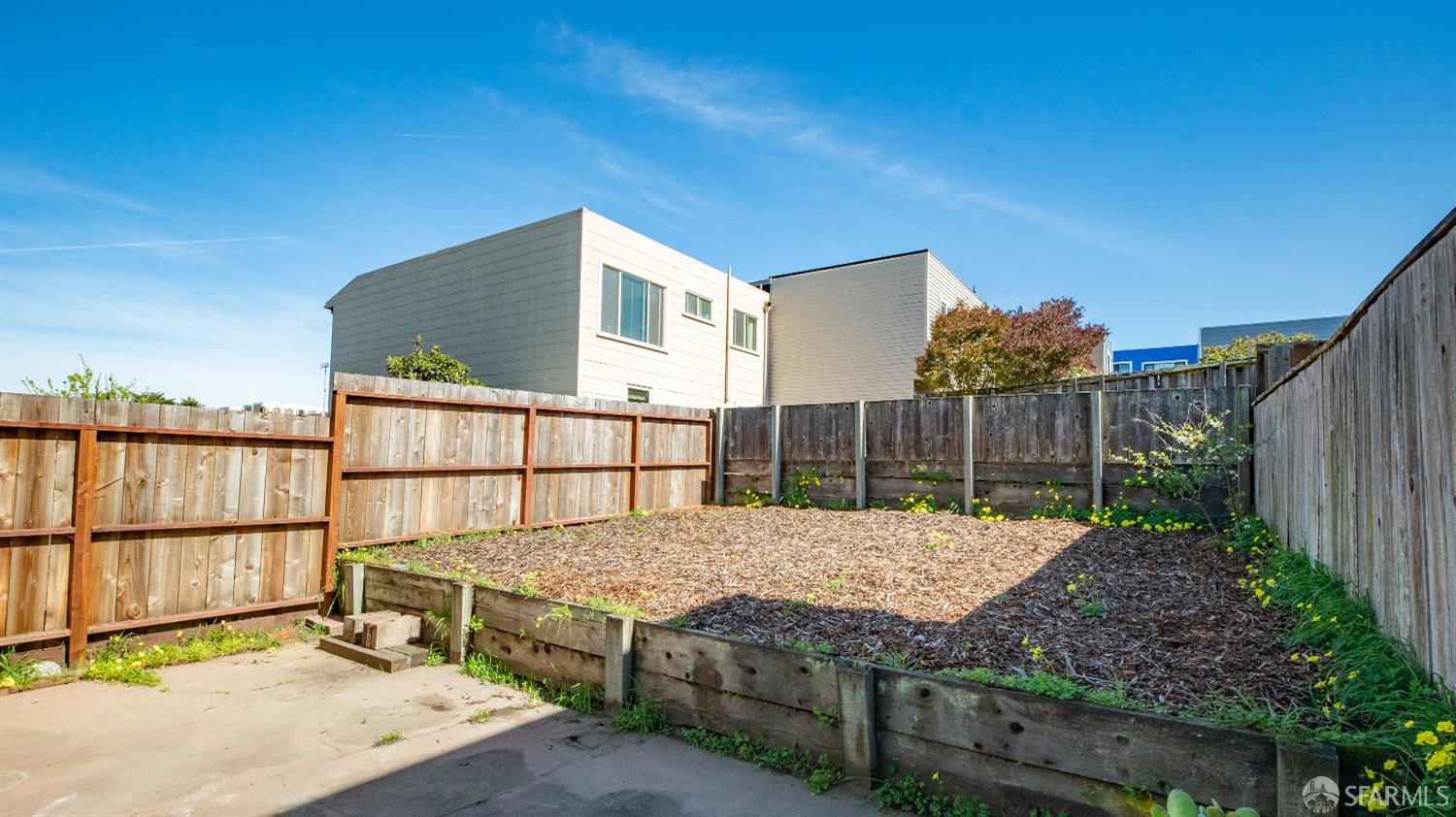 Detail Gallery Image 14 of 26 For 2210 39th Ave, San Francisco,  CA 94116 - 3 Beds | 1 Baths