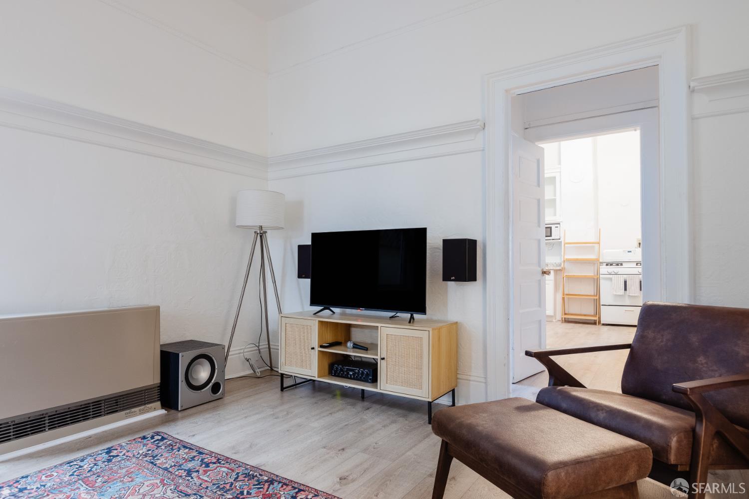 Detail Gallery Image 6 of 46 For 832 Florida St, San Francisco,  CA 94110 - – Beds | – Baths