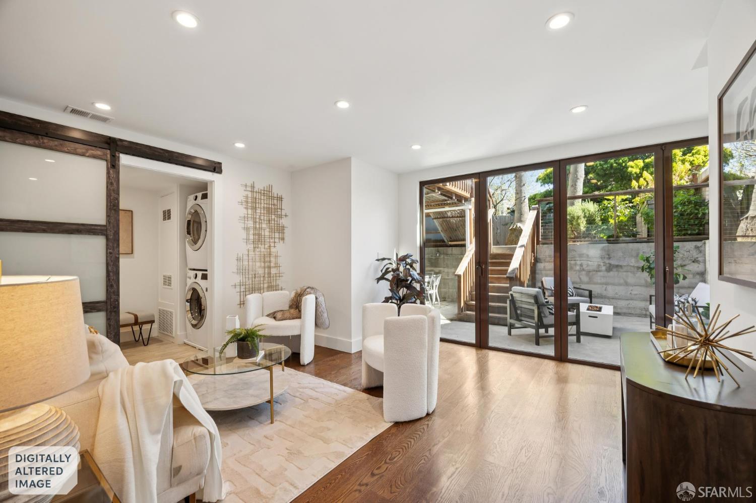 Detail Gallery Image 22 of 92 For 537 Moultrie St, San Francisco,  CA 94110 - 2 Beds | 2/1 Baths