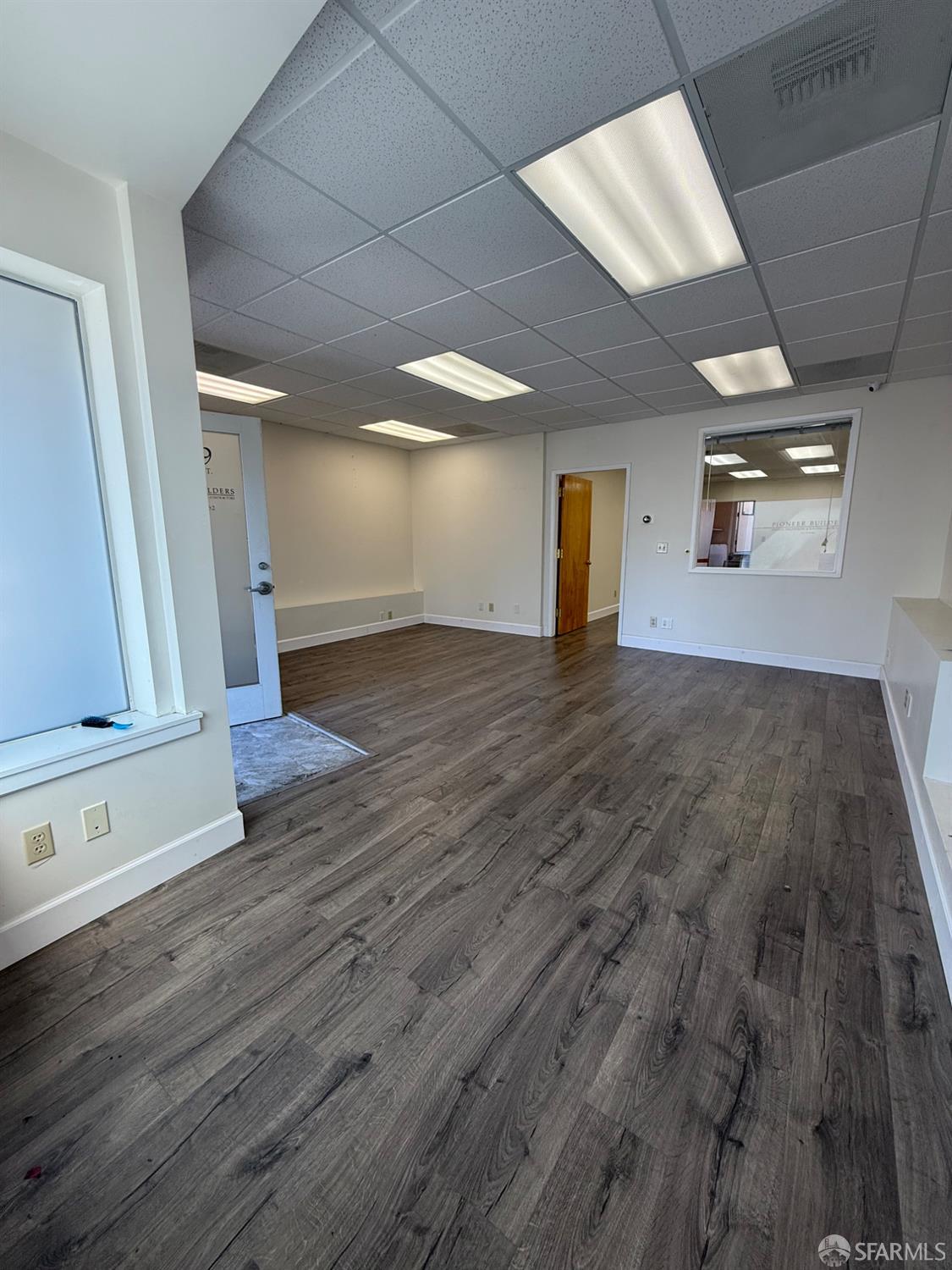 Detail Gallery Image 5 of 14 For 3755 Mission St, San Francisco,  CA 94110 - – Beds | – Baths