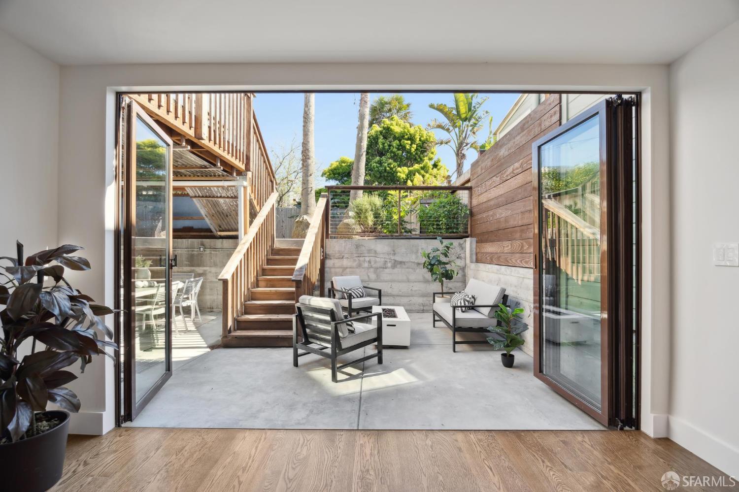 Detail Gallery Image 29 of 92 For 537 Moultrie St, San Francisco,  CA 94110 - 2 Beds | 2/1 Baths