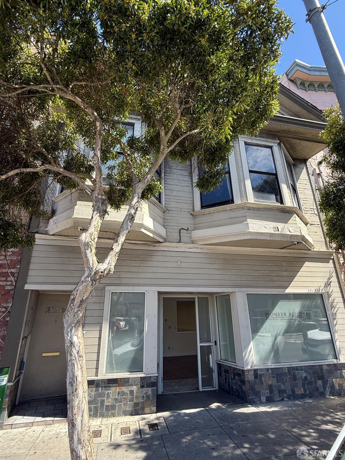 Detail Gallery Image 13 of 14 For 3755 Mission St, San Francisco,  CA 94110 - – Beds | – Baths