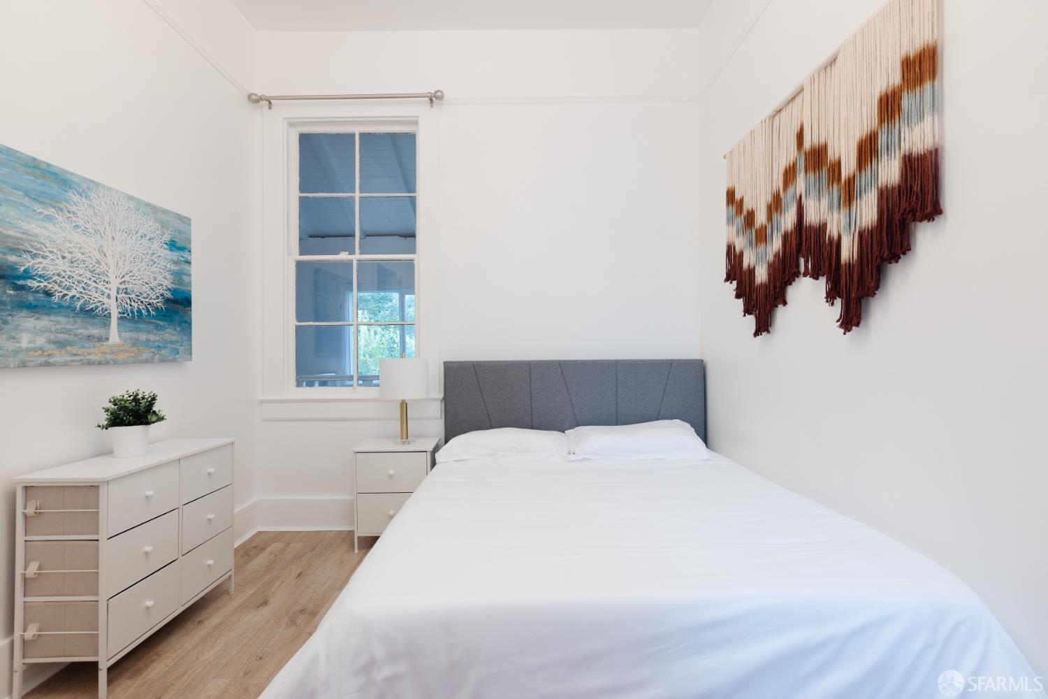 Detail Gallery Image 24 of 46 For 832 Florida St, San Francisco,  CA 94110 - – Beds | – Baths