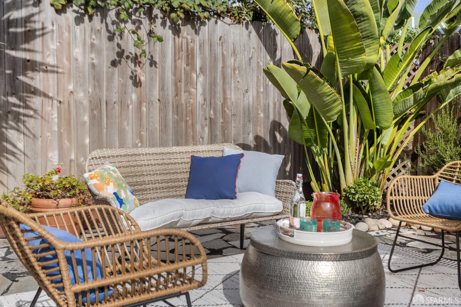 Detail Gallery Image 65 of 75 For 1414 12th St, Oakland,  CA 94607 - – Beds | – Baths