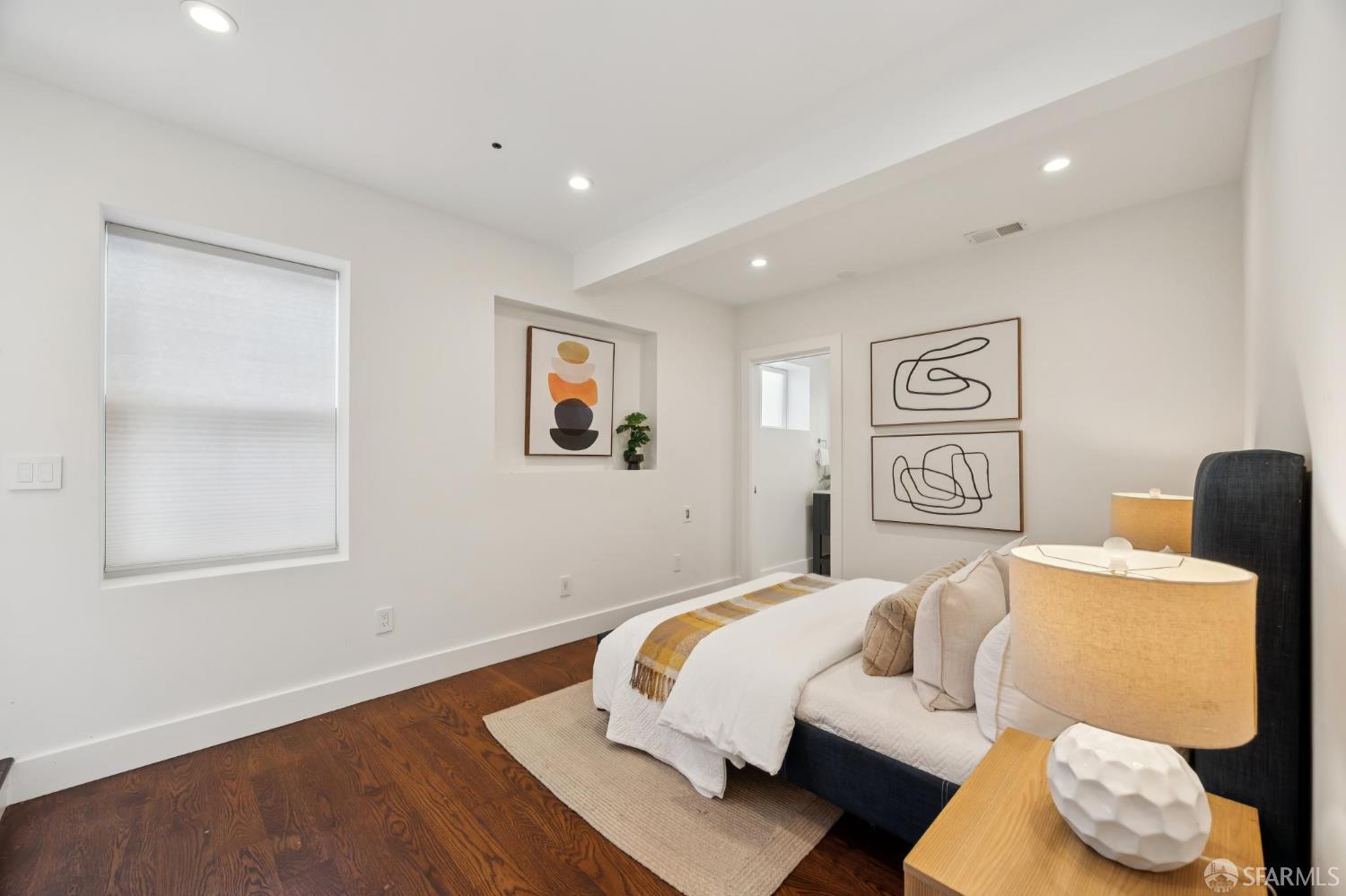 Detail Gallery Image 31 of 92 For 537 Moultrie St, San Francisco,  CA 94110 - 2 Beds | 2/1 Baths