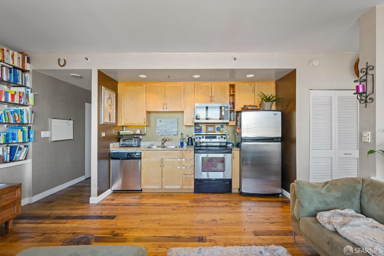 Detail Gallery Image 6 of 19 For 260 King St #1317,  San Francisco,  CA 94107 - 0 Beds | 1 Baths