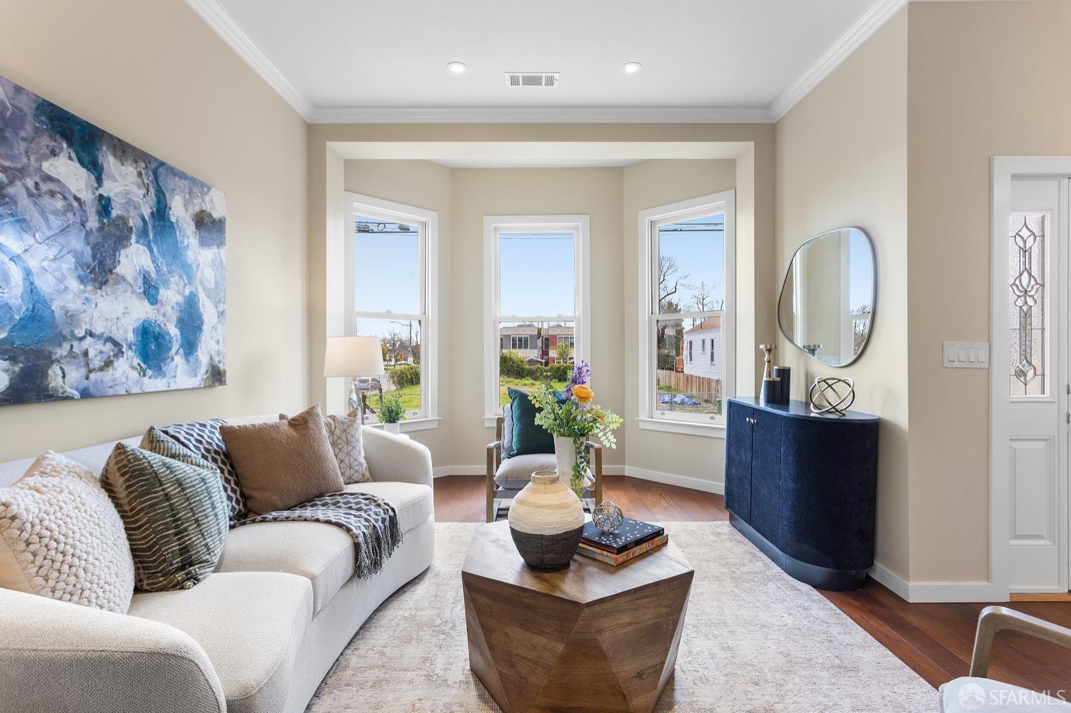 Detail Gallery Image 8 of 75 For 1414 12th St, Oakland,  CA 94607 - – Beds | – Baths