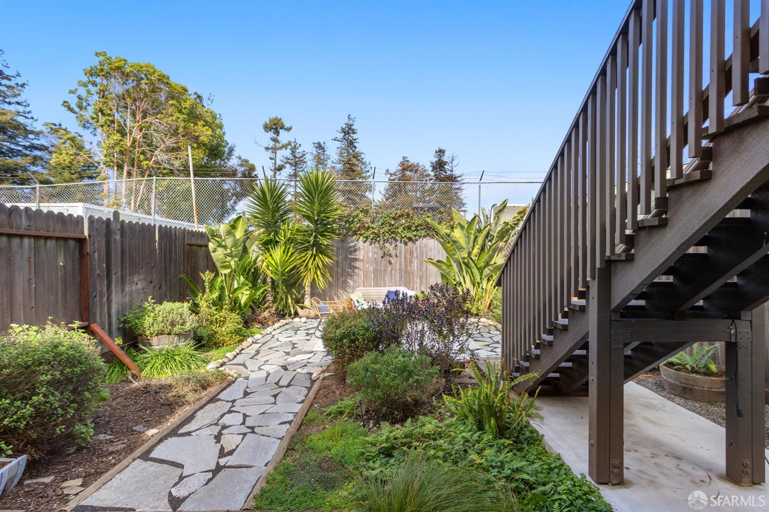 Detail Gallery Image 63 of 75 For 1414 12th St, Oakland,  CA 94607 - – Beds | – Baths