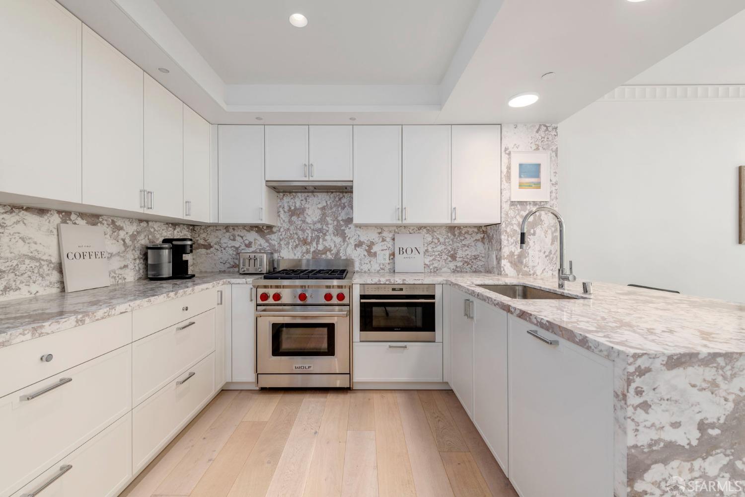 Detail Gallery Image 4 of 30 For 875 California St #506,  San Francisco,  CA 94108 - 1 Beds | 1 Baths