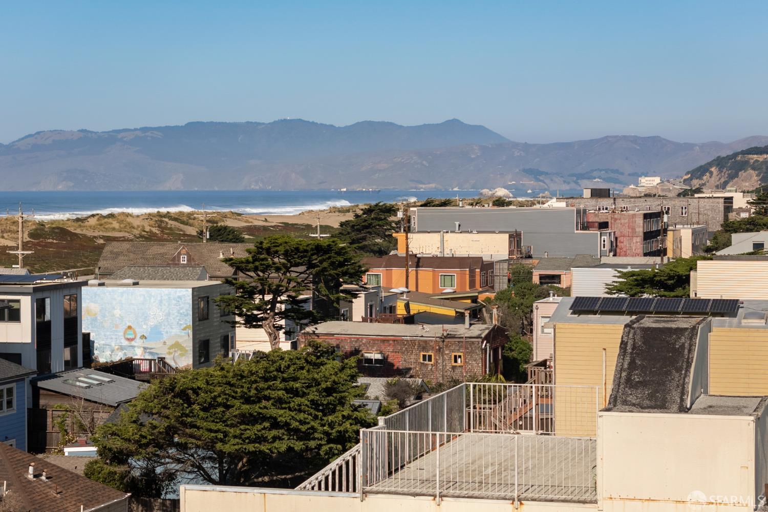 Detail Gallery Image 9 of 14 For 1677 48th Ave, San Francisco,  CA 94122 - – Beds | – Baths