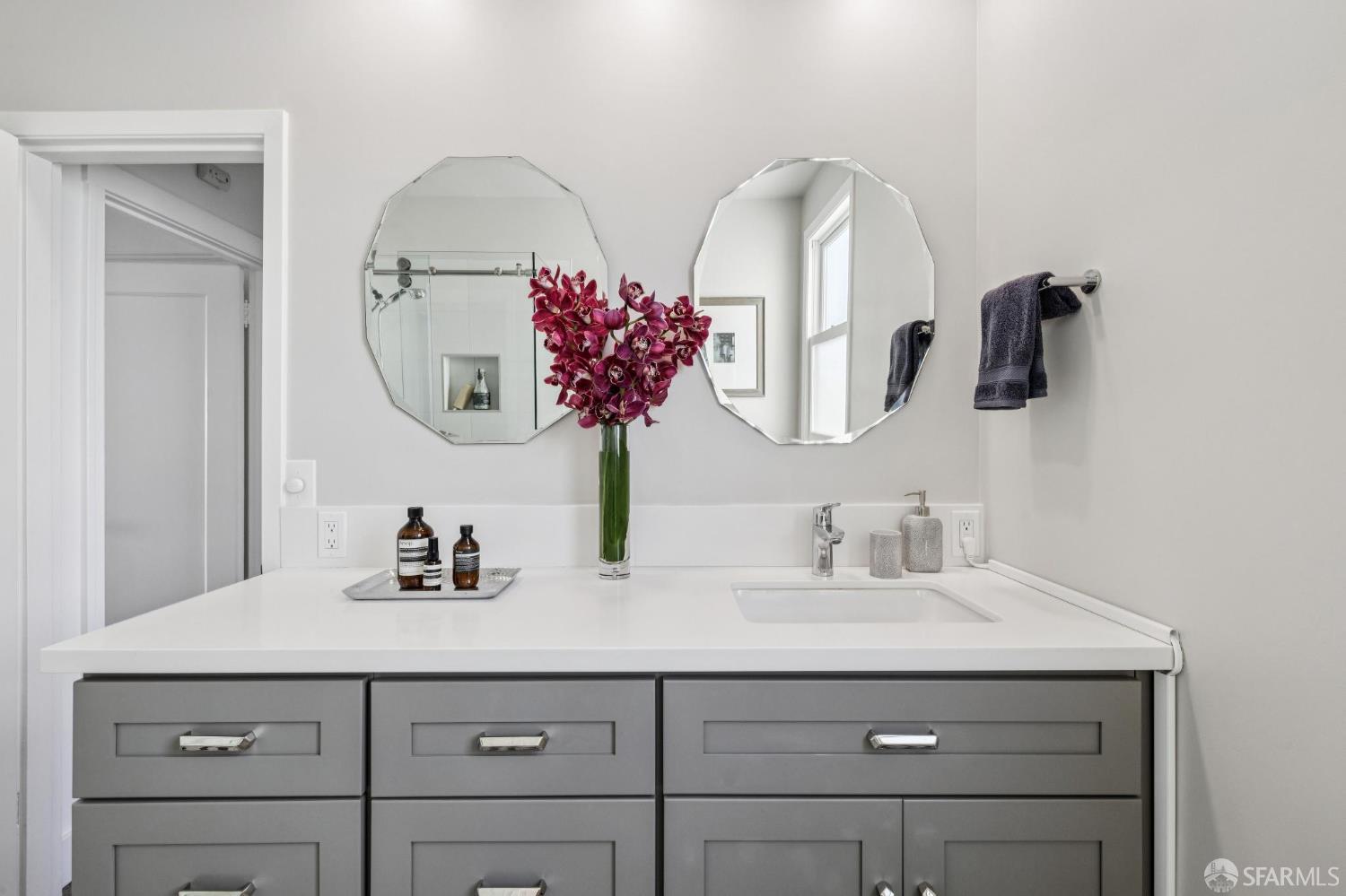 Detail Gallery Image 27 of 36 For 342 Upper Terrace, San Francisco,  CA 94117 - 2 Beds | 1 Baths