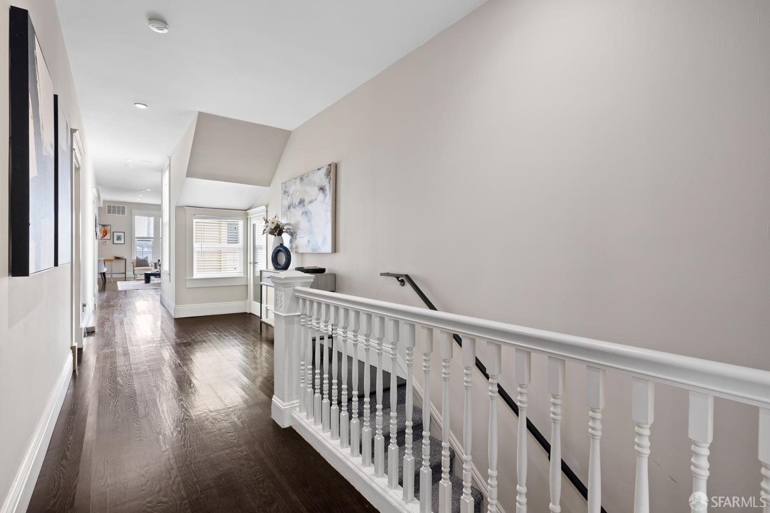 Detail Gallery Image 4 of 41 For 471 South Van Ness Ave, San Francisco,  CA 94103 - 4 Beds | 3 Baths